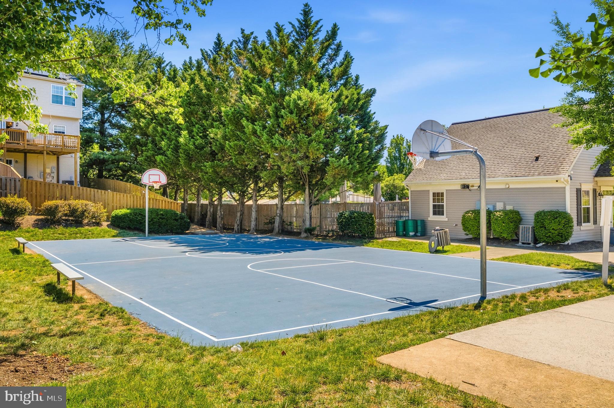 SYCAMORE HILL - Residential