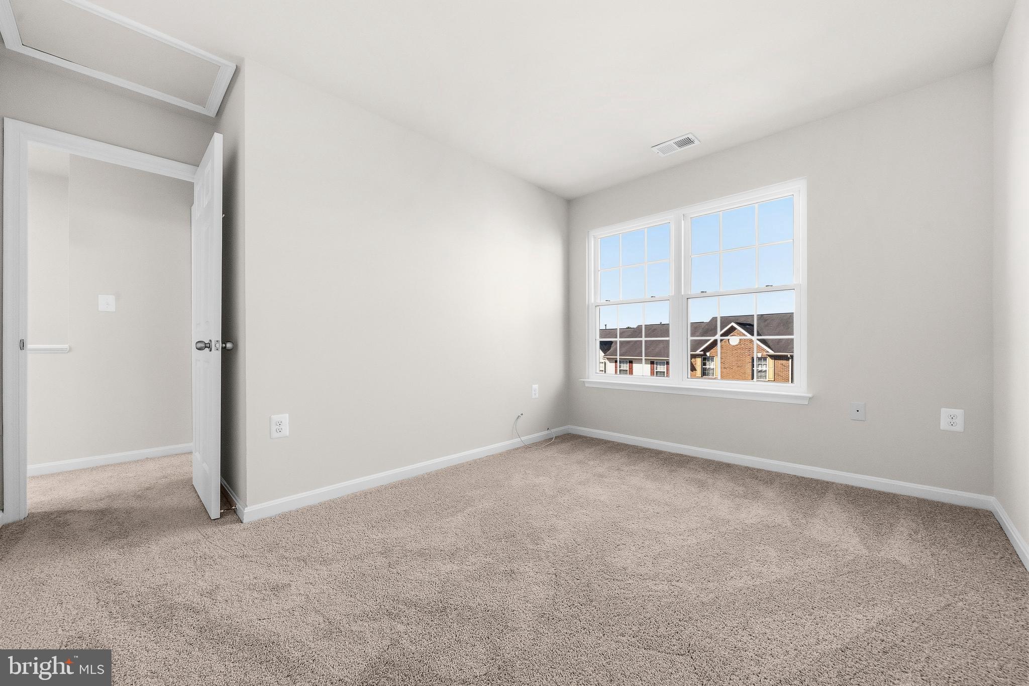 SYCAMORE HILL - Residential