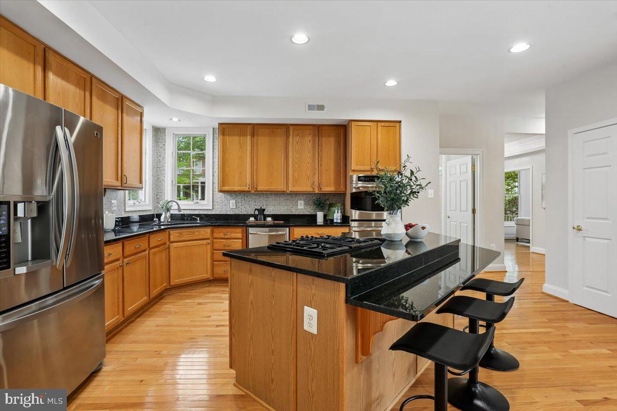 KING FARM WATKINS POND - Residential