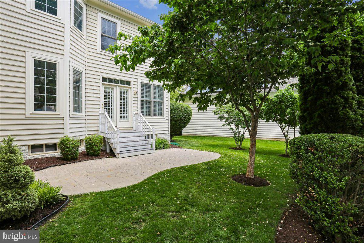 KING FARM WATKINS POND - Residential