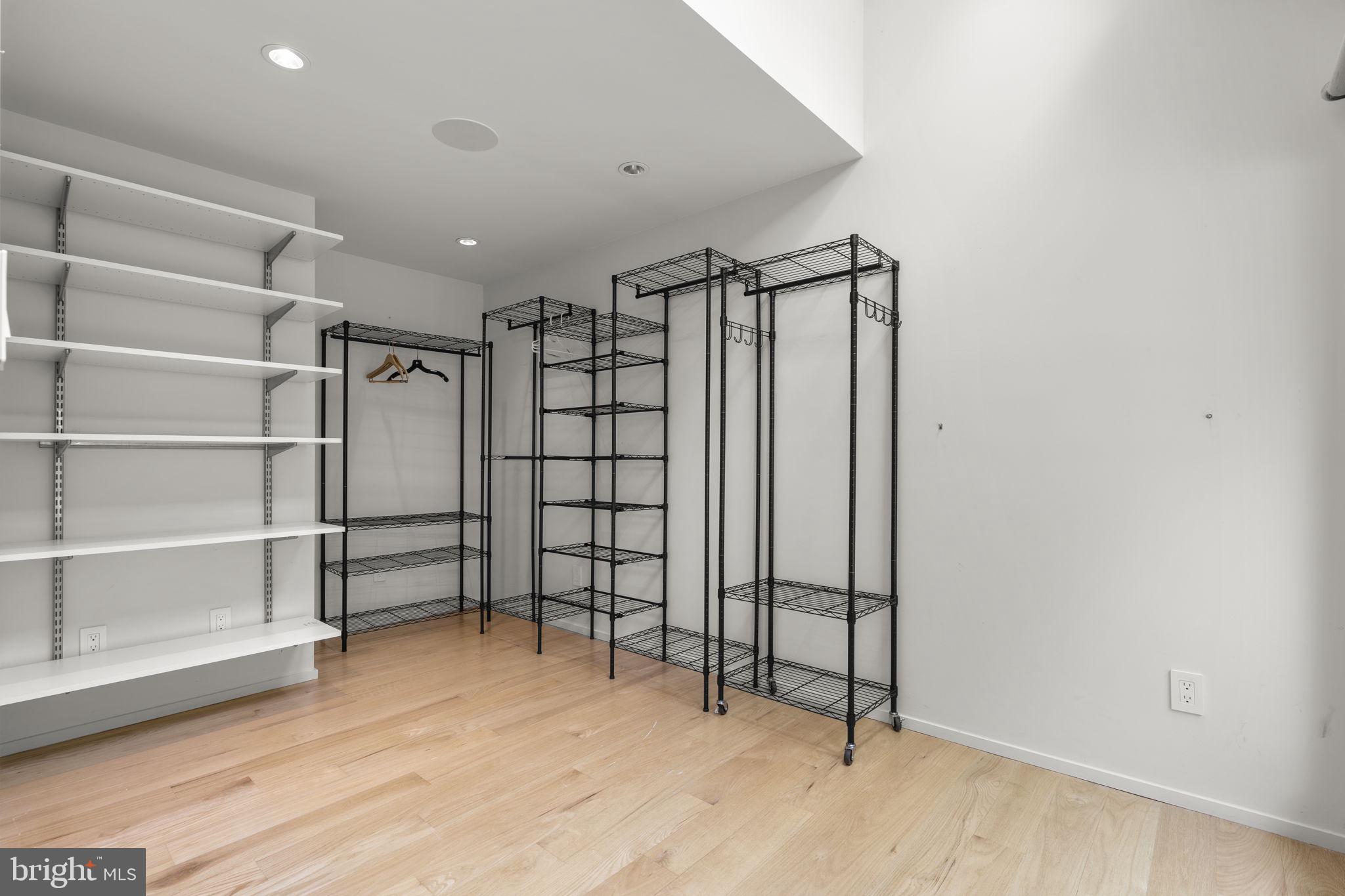 GLEN ECHO HEIGHTS - Residential