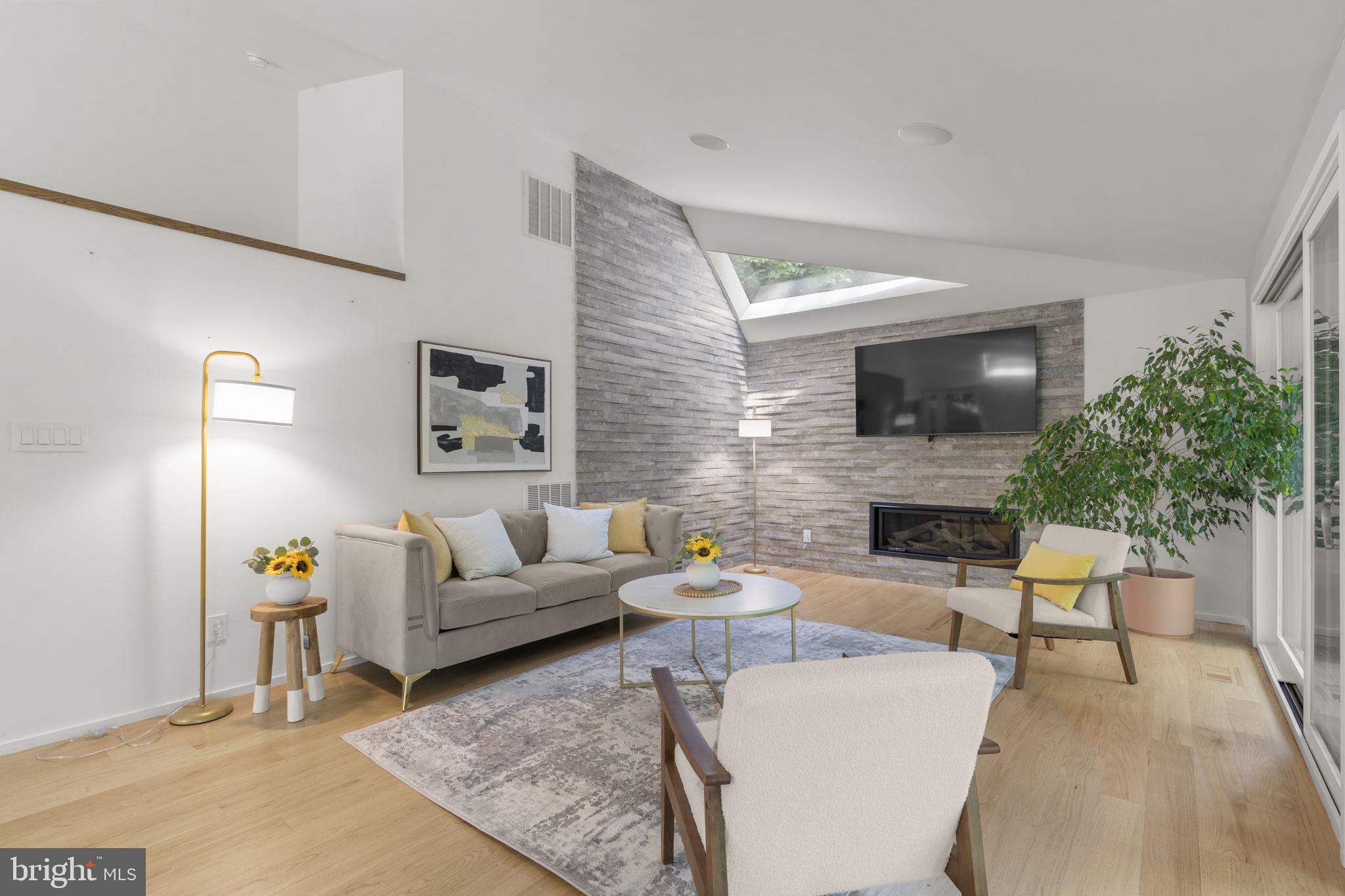 GLEN ECHO HEIGHTS - Residential