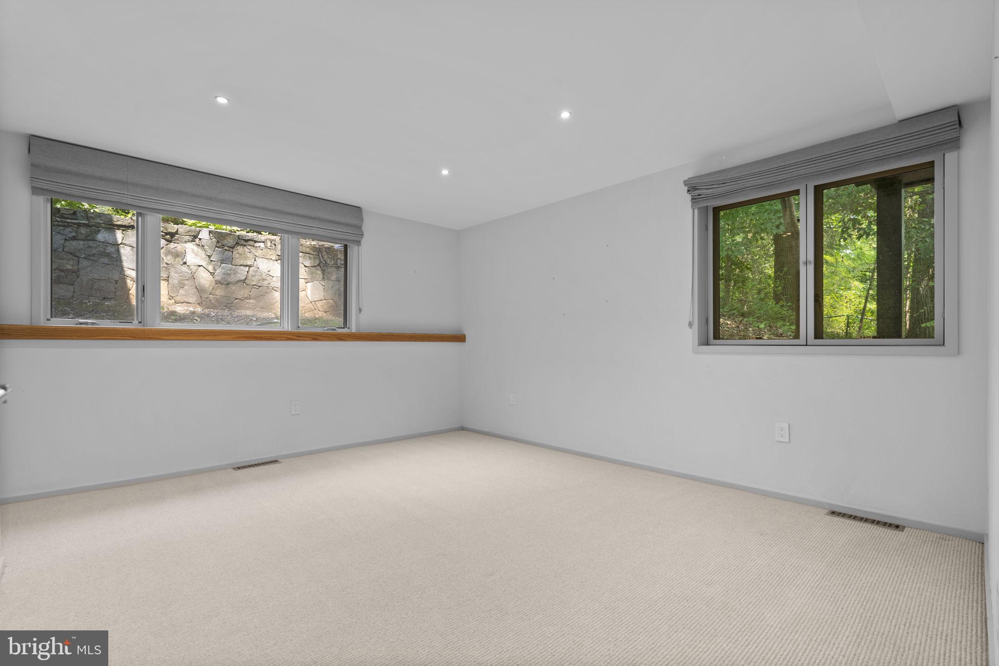 GLEN ECHO HEIGHTS - Residential