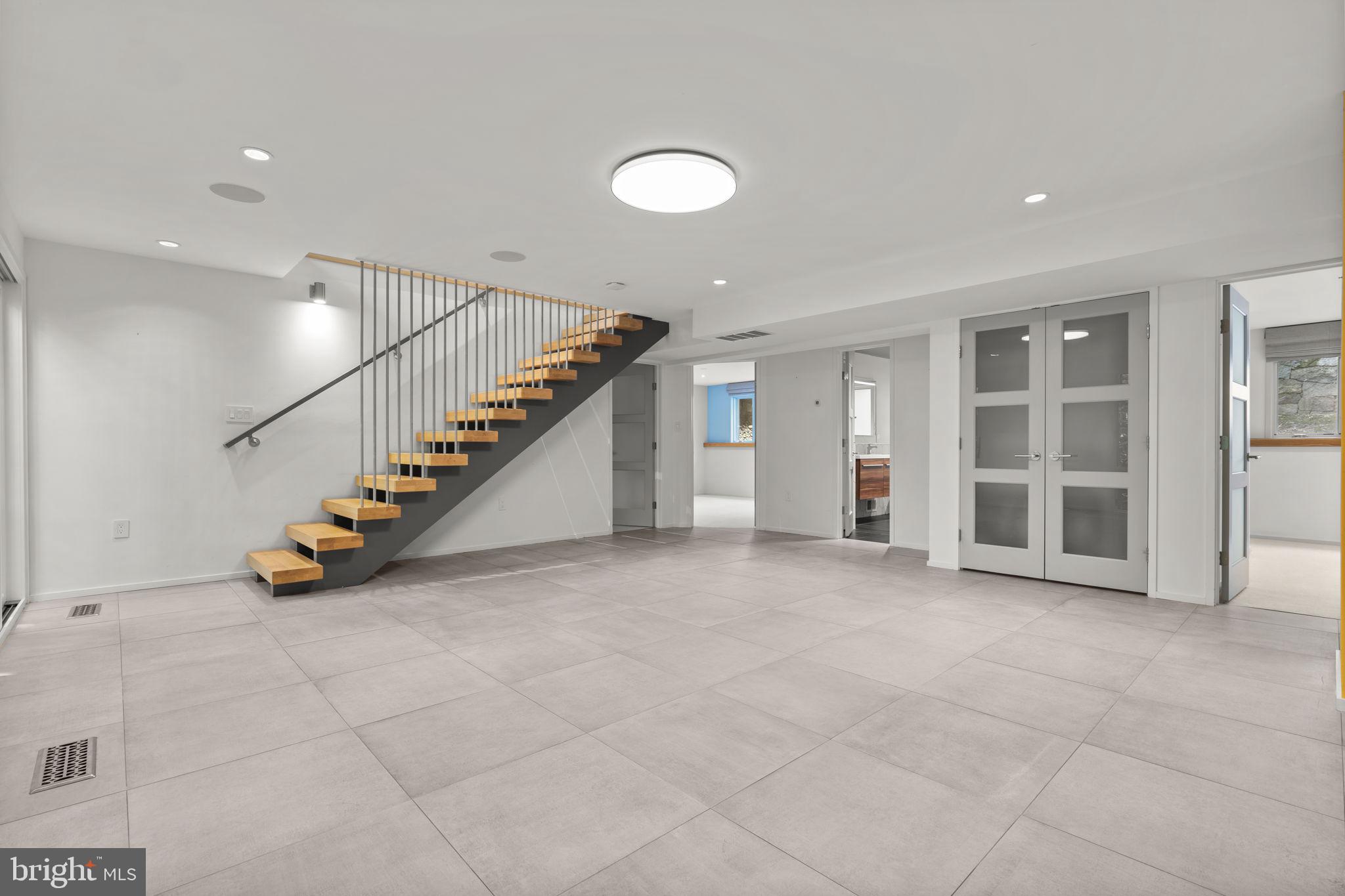 GLEN ECHO HEIGHTS - Residential