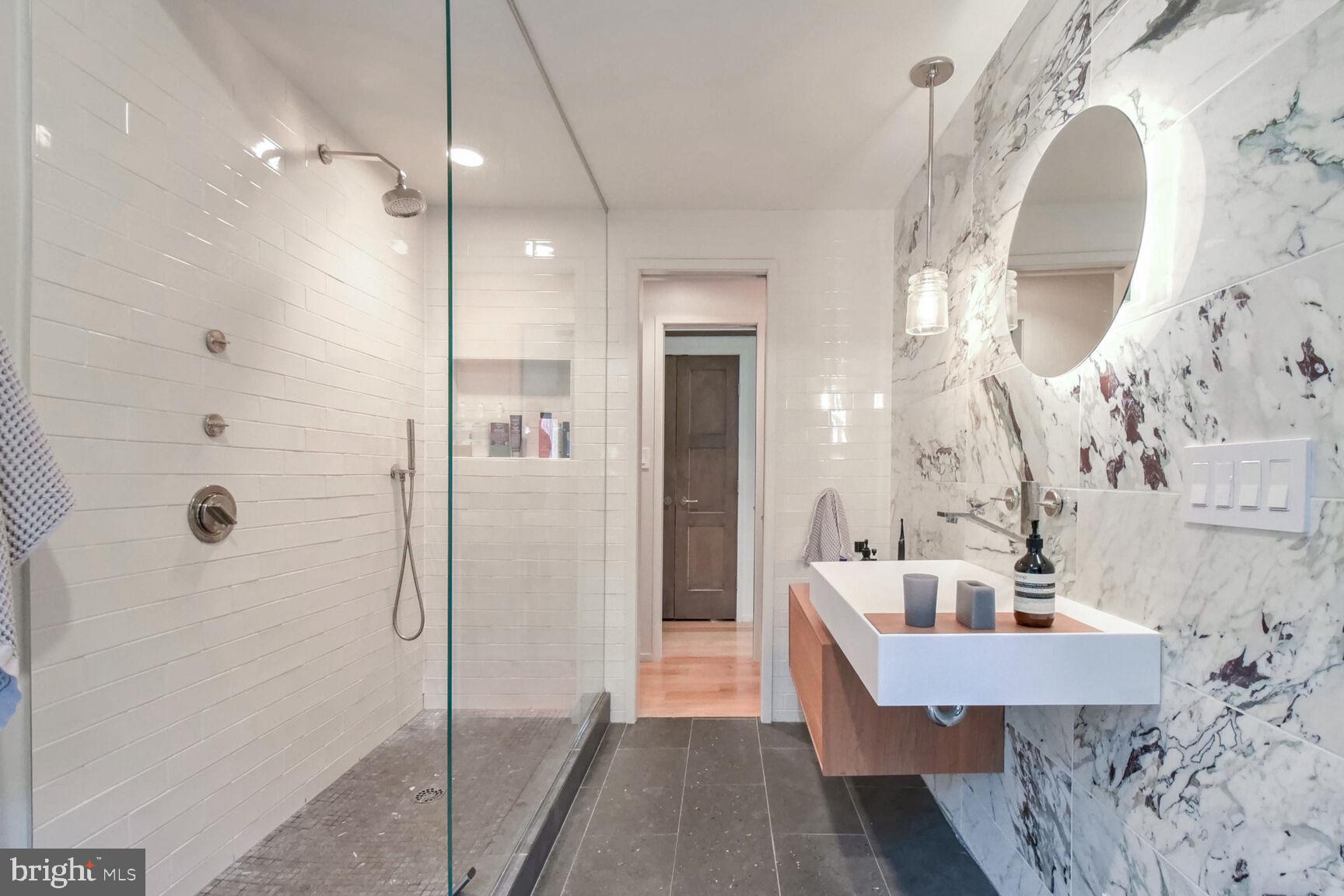 GLEN ECHO HEIGHTS - Residential