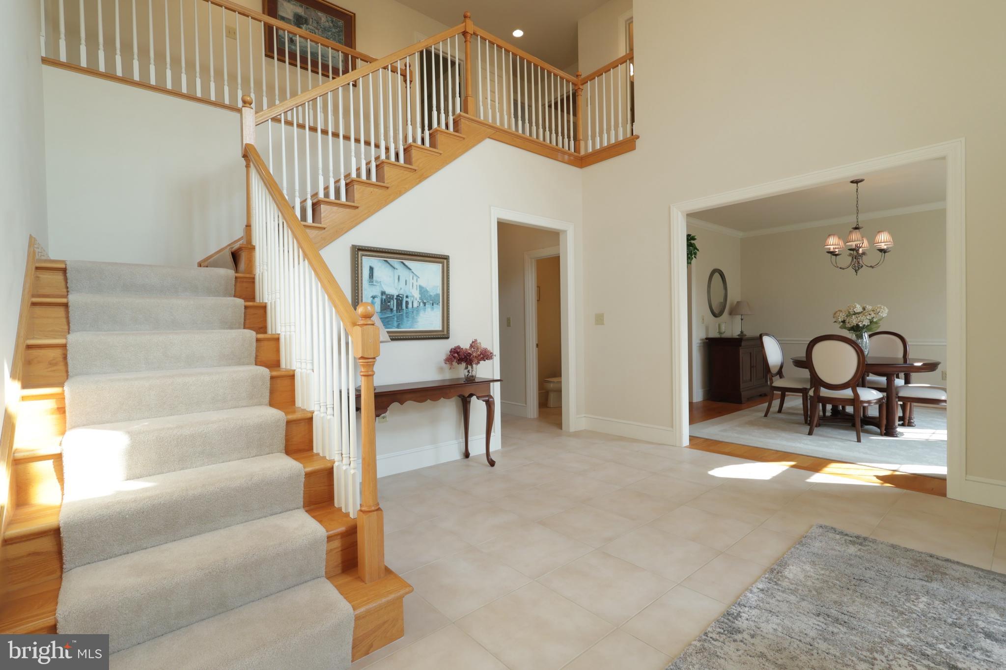 THOMPSON WOODS - Residential