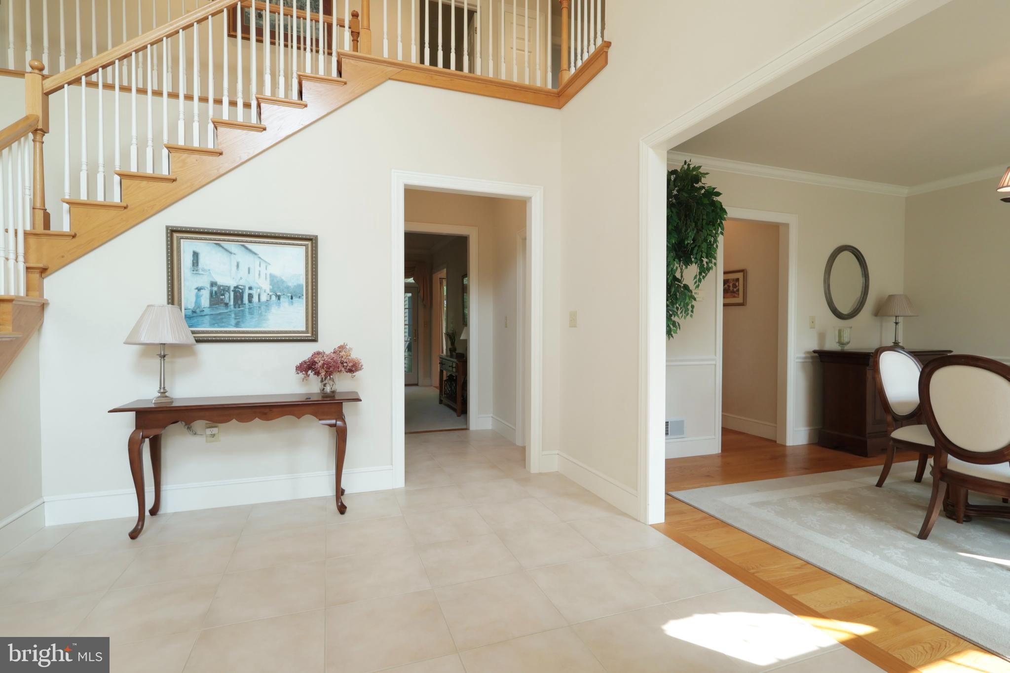 THOMPSON WOODS - Residential