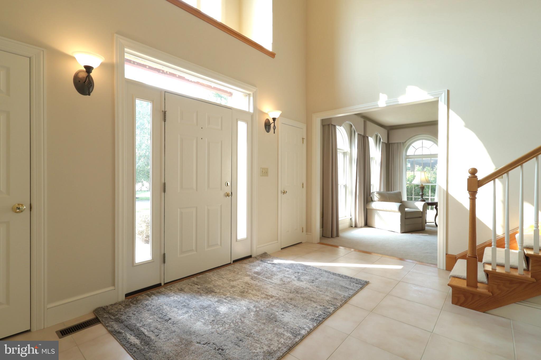 THOMPSON WOODS - Residential