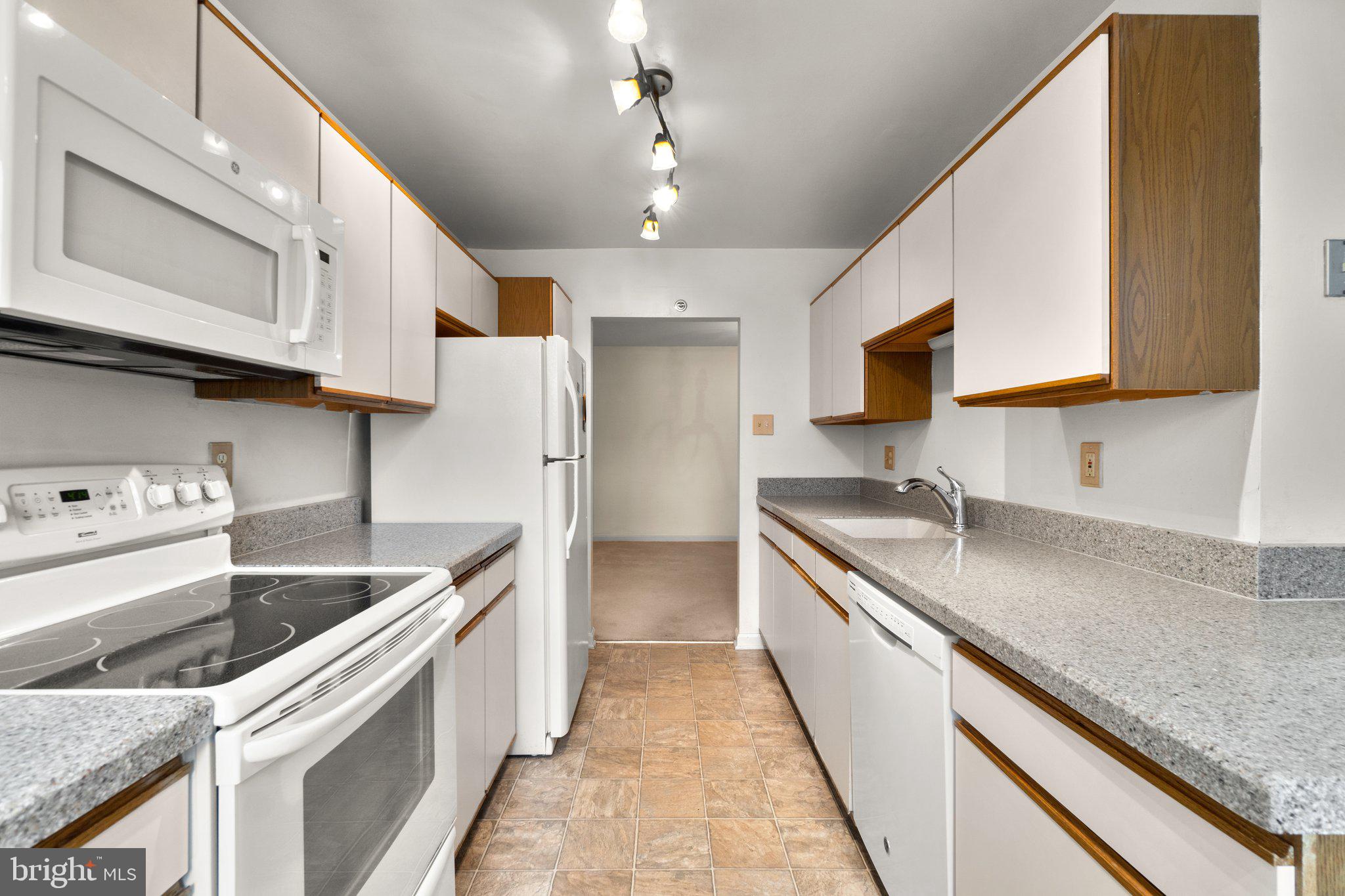 QUAIL CREEK - Residential