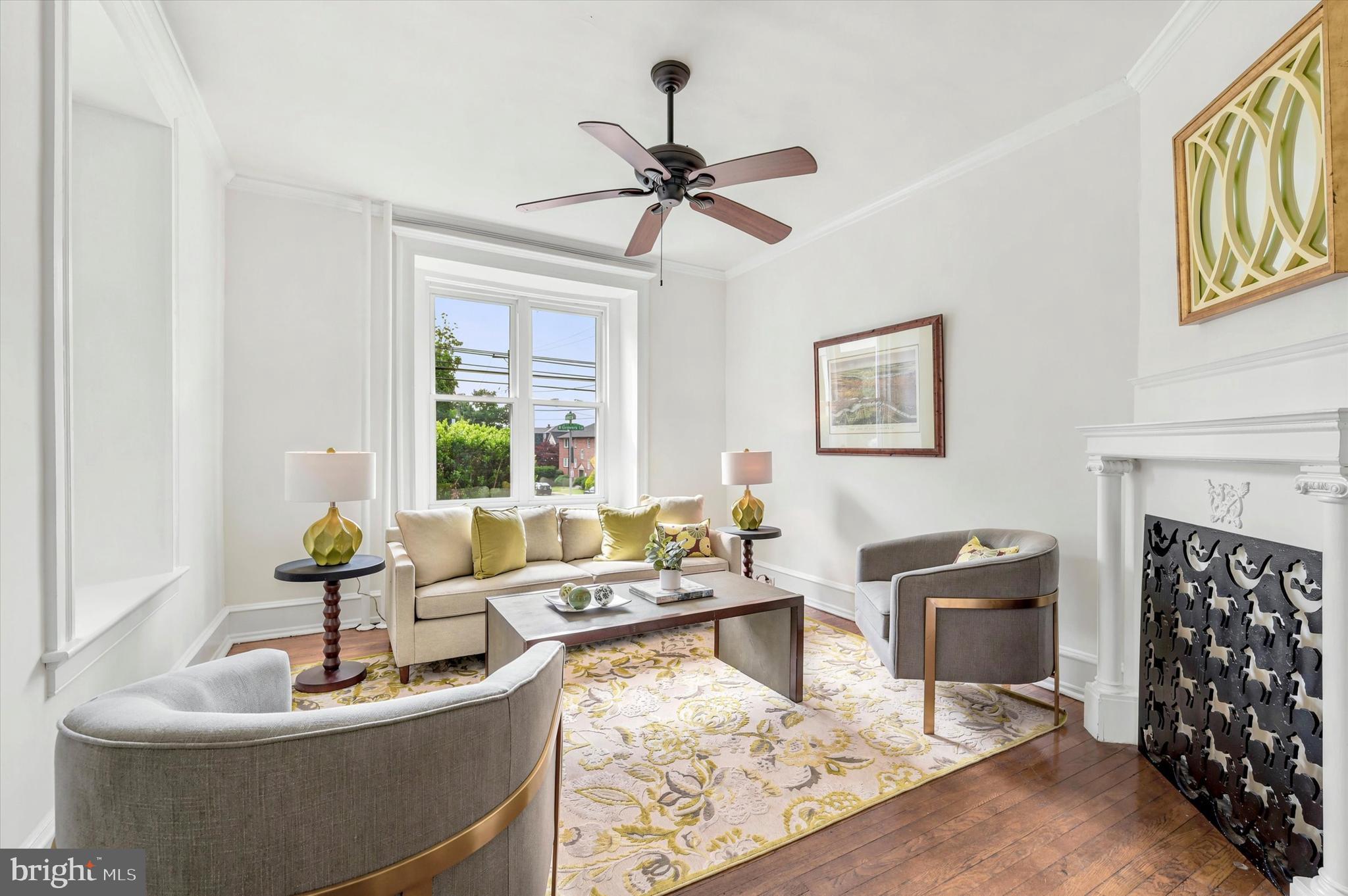 CHESTNUT HILL - Residential