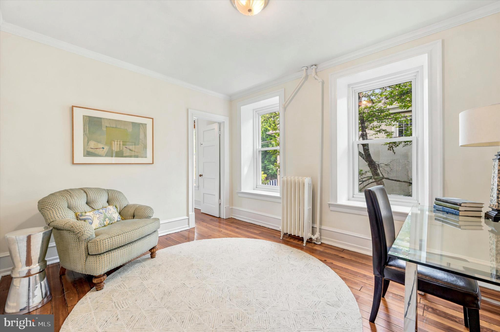 CHESTNUT HILL - Residential