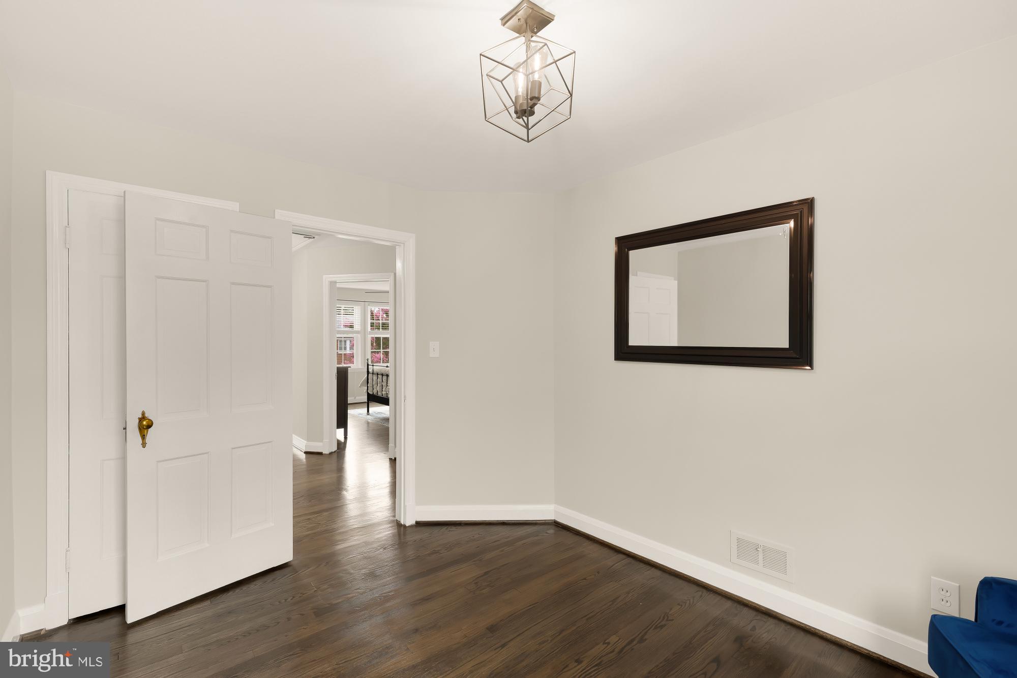 ACADEMY HEIGHTS - Residential