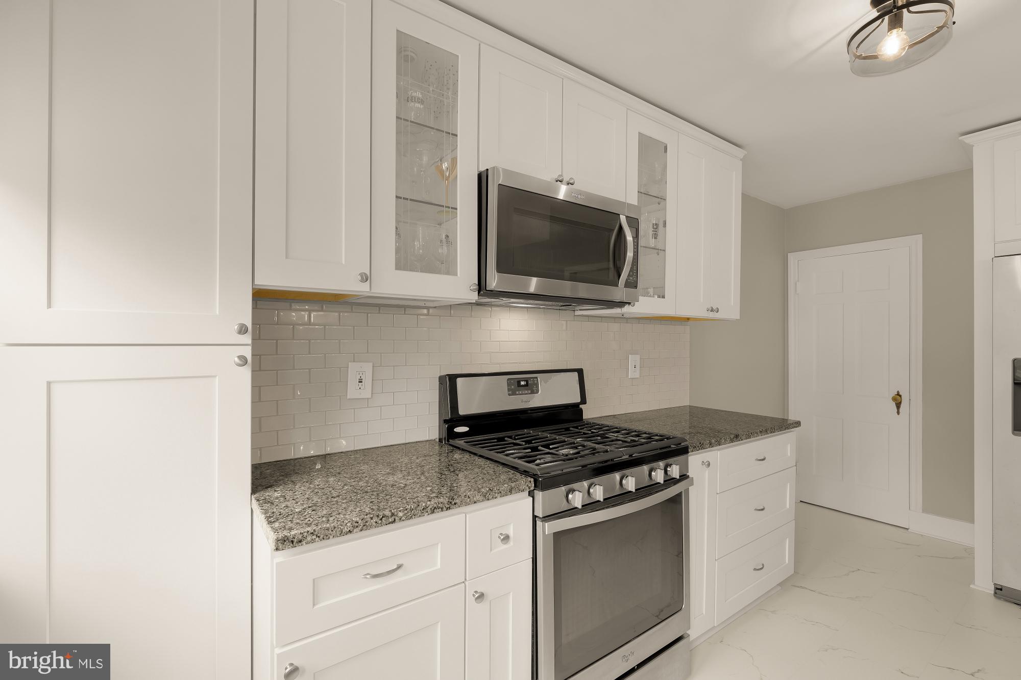 ACADEMY HEIGHTS - Residential
