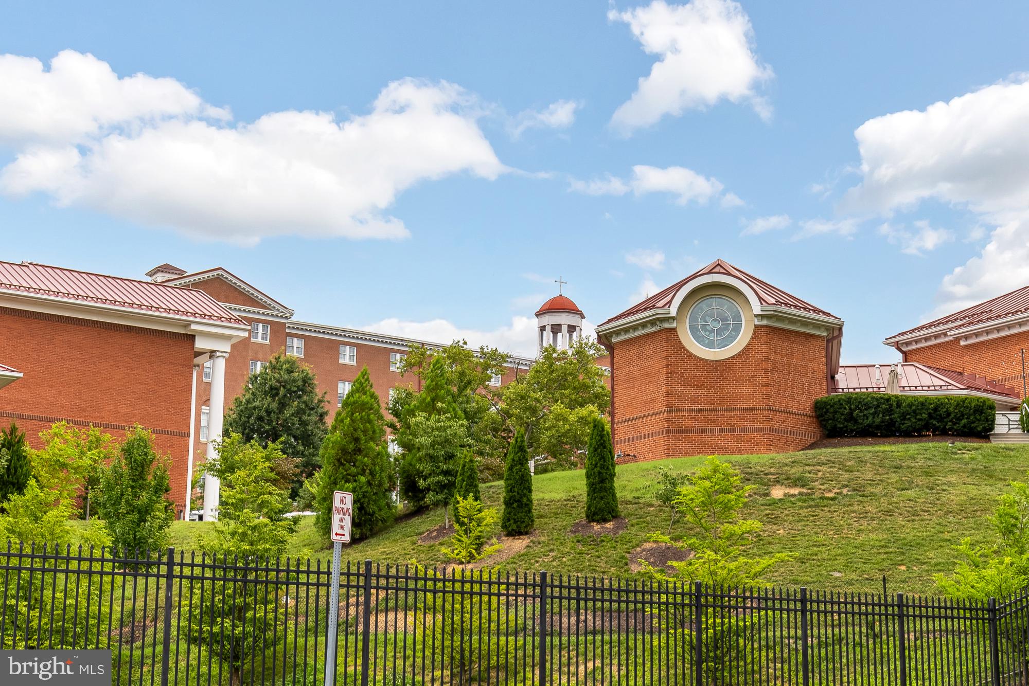 ACADEMY HEIGHTS - Residential
