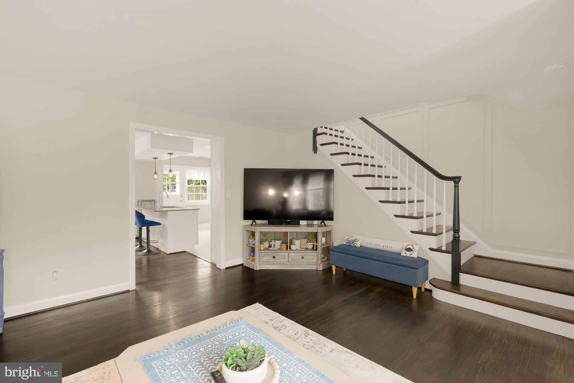 ACADEMY HEIGHTS - Residential