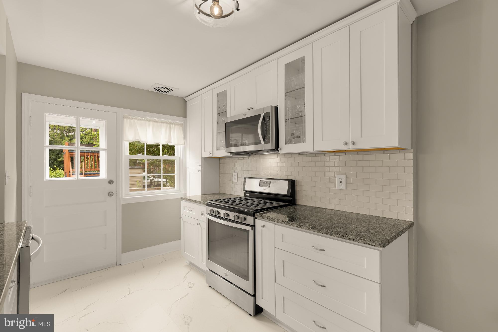ACADEMY HEIGHTS - Residential