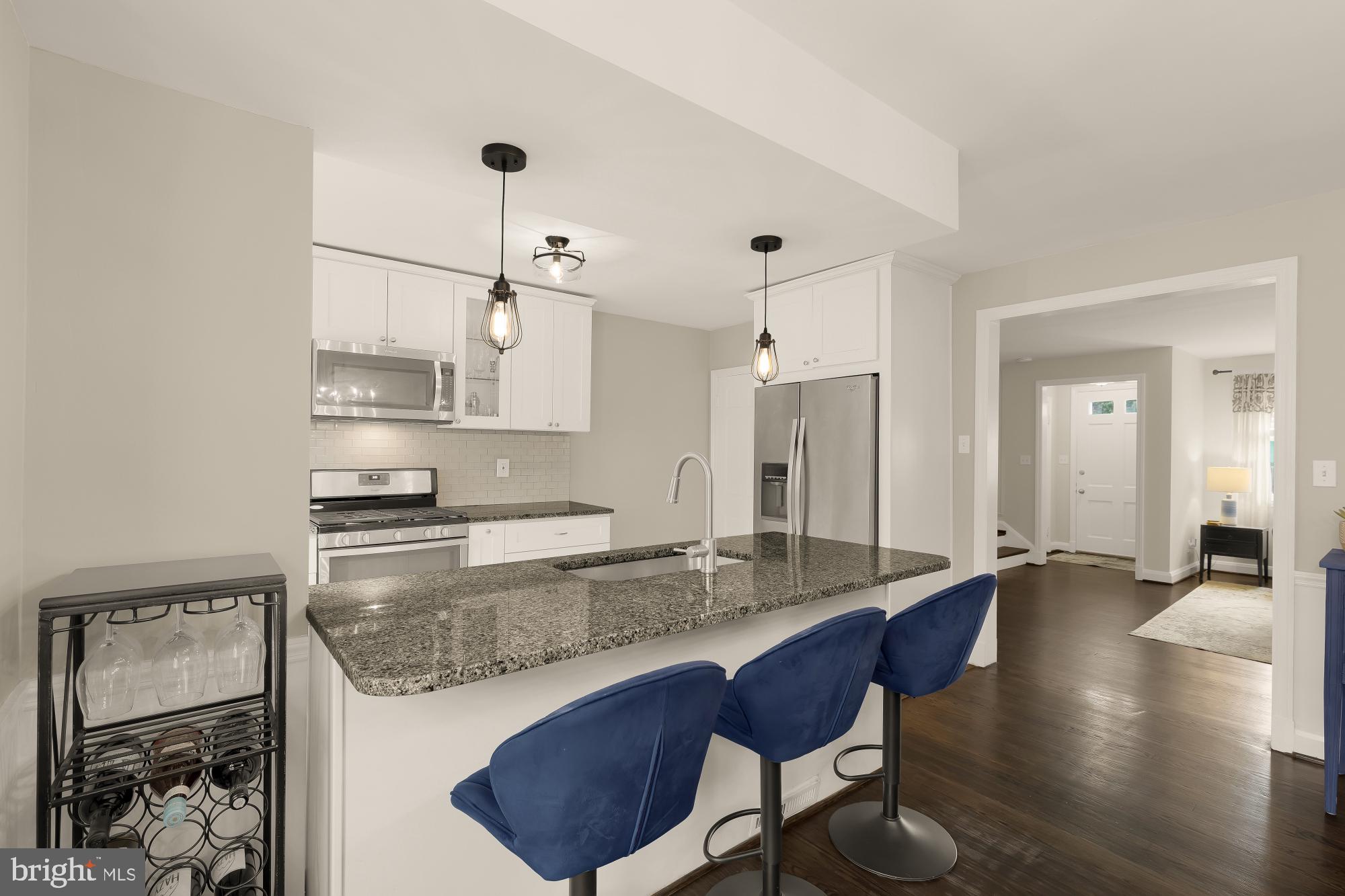 ACADEMY HEIGHTS - Residential