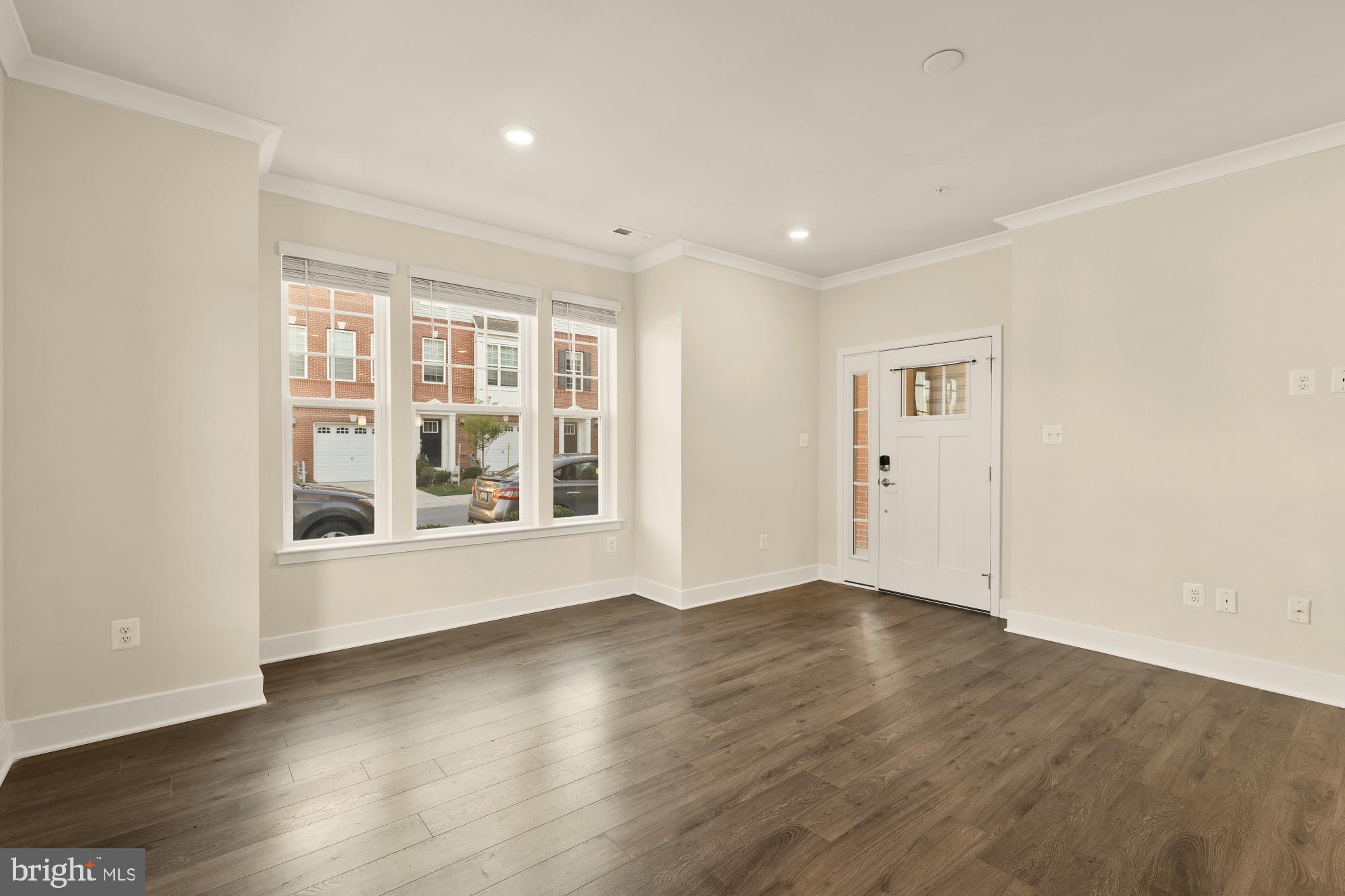 BLUE STREAM - Residential Lease