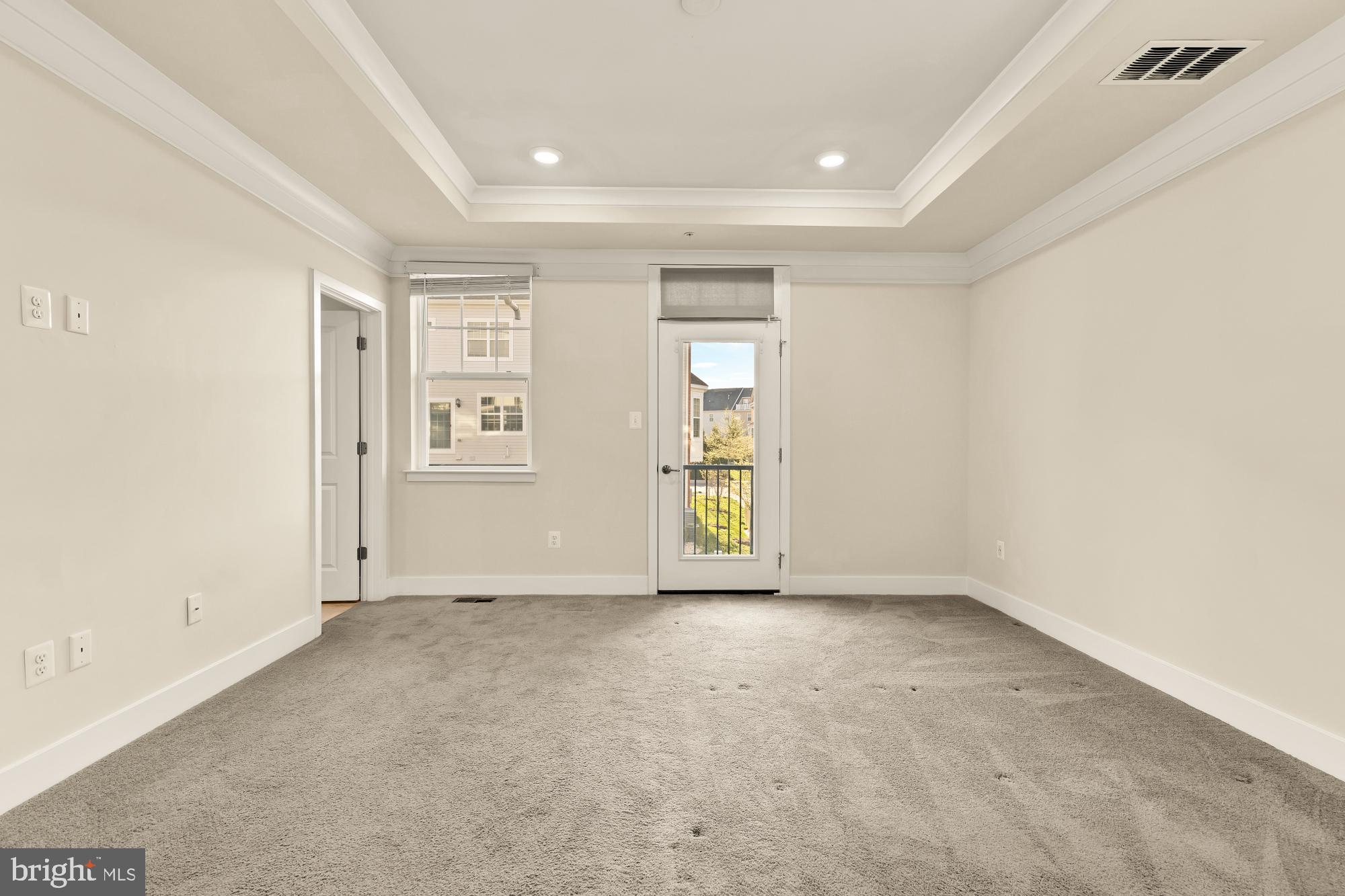 BLUE STREAM - Residential Lease