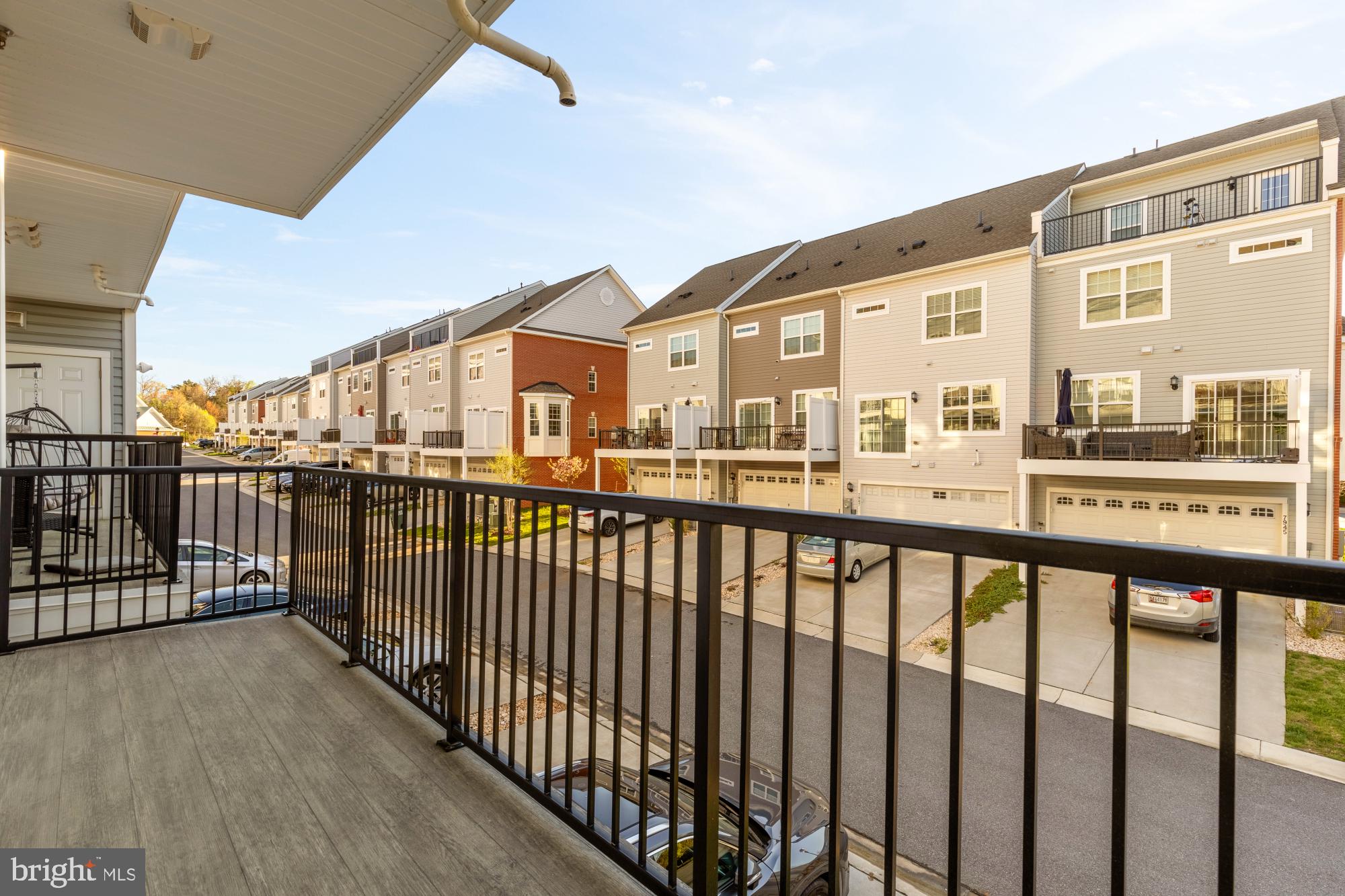 BLUE STREAM - Residential Lease