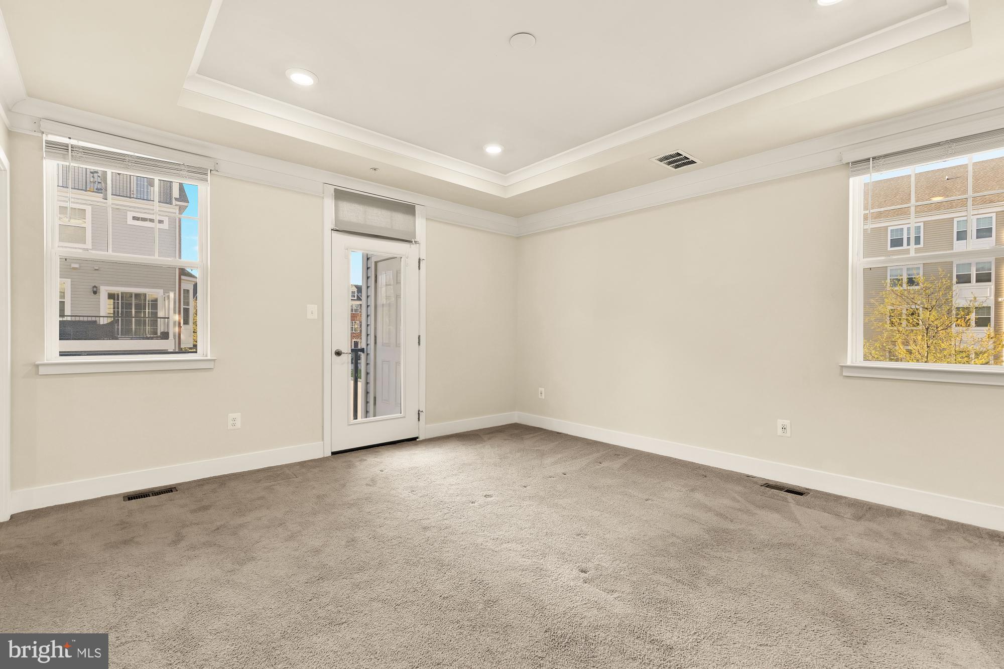 BLUE STREAM - Residential Lease