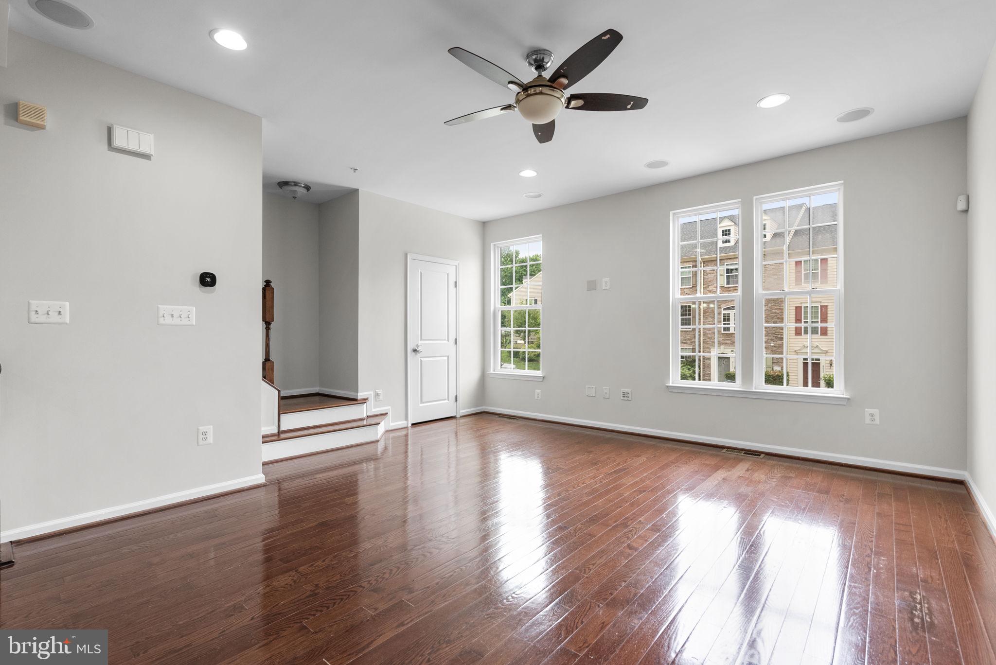 ELLICOTT CROSSING - Residential