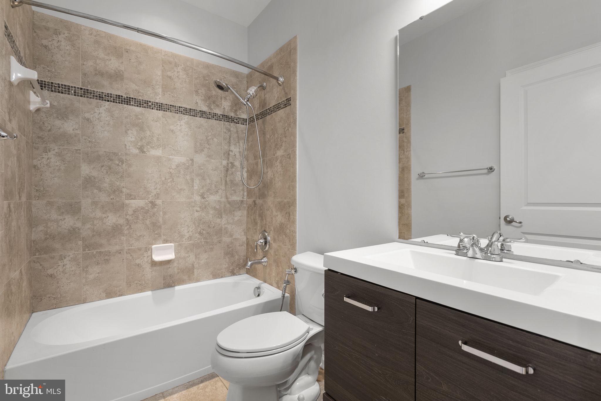 ELLICOTT CROSSING - Residential