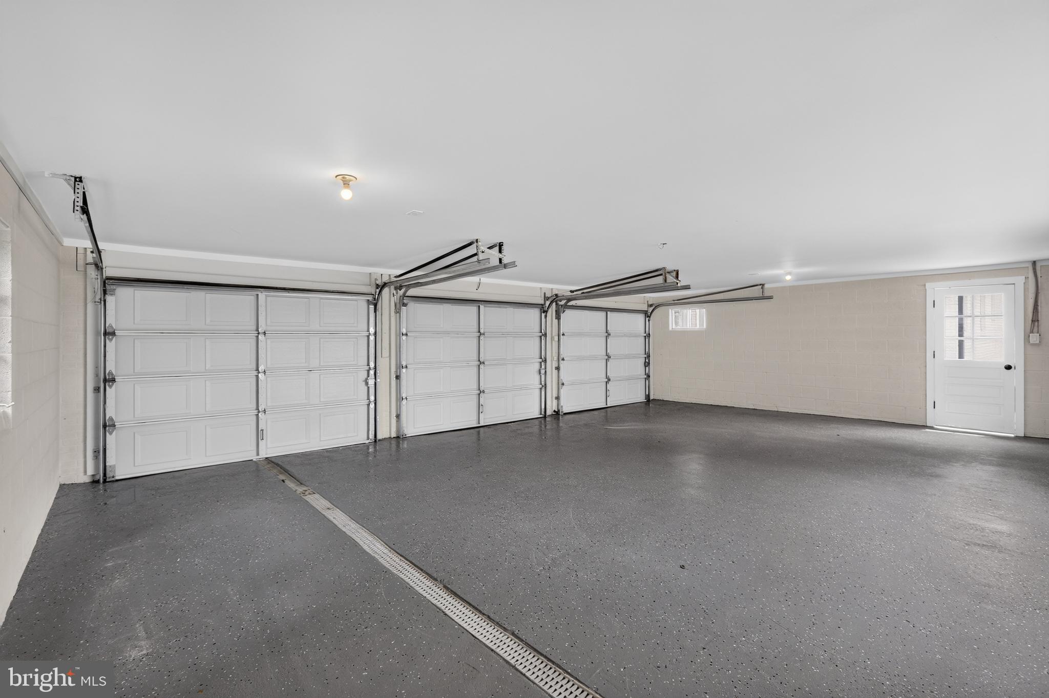 OLNEY OUTSIDE - Residential