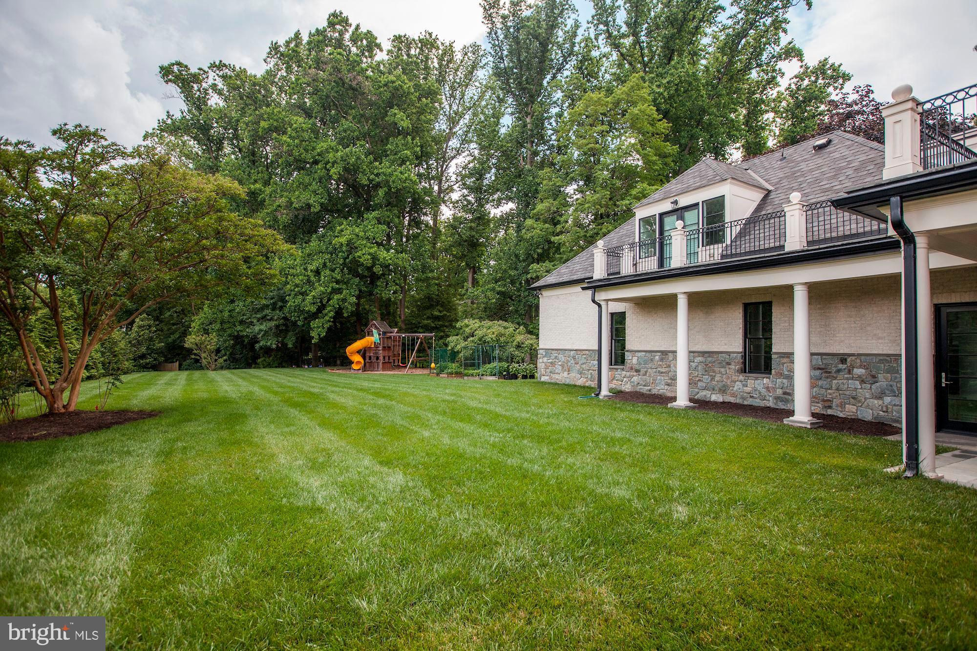 WOODHAVEN - Residential