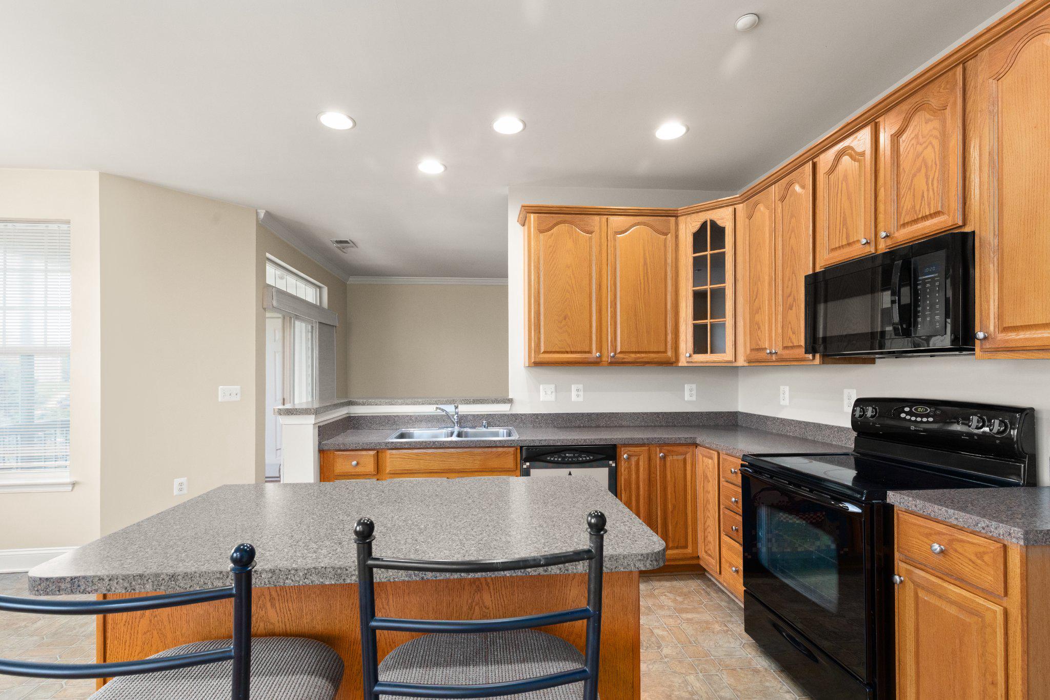 EMERALD HILLS - Residential