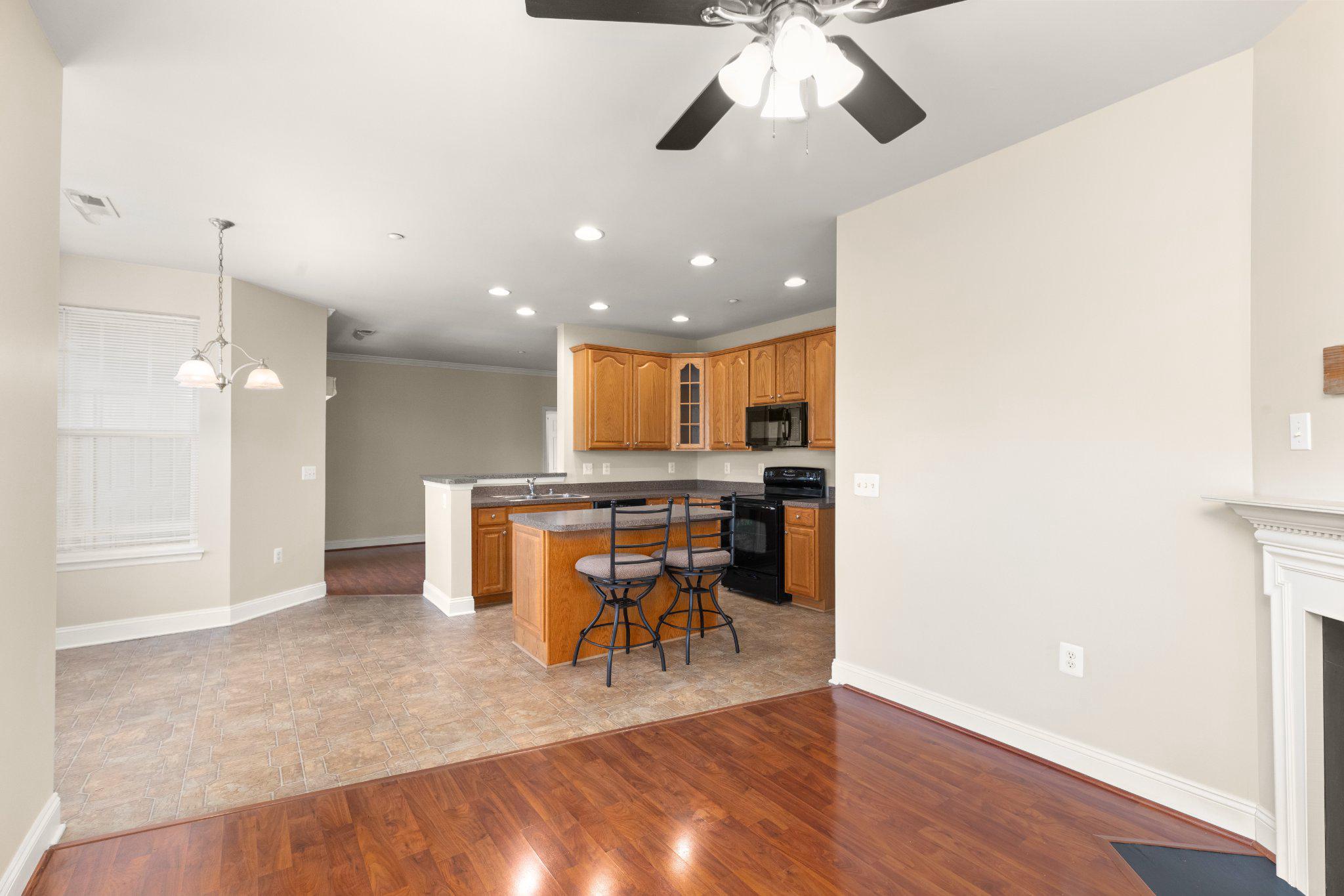 EMERALD HILLS - Residential