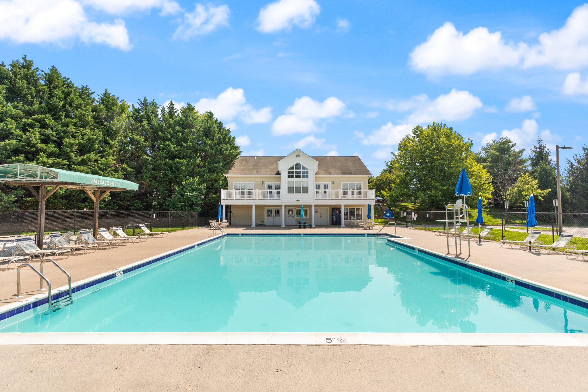EMERALD HILLS - Residential