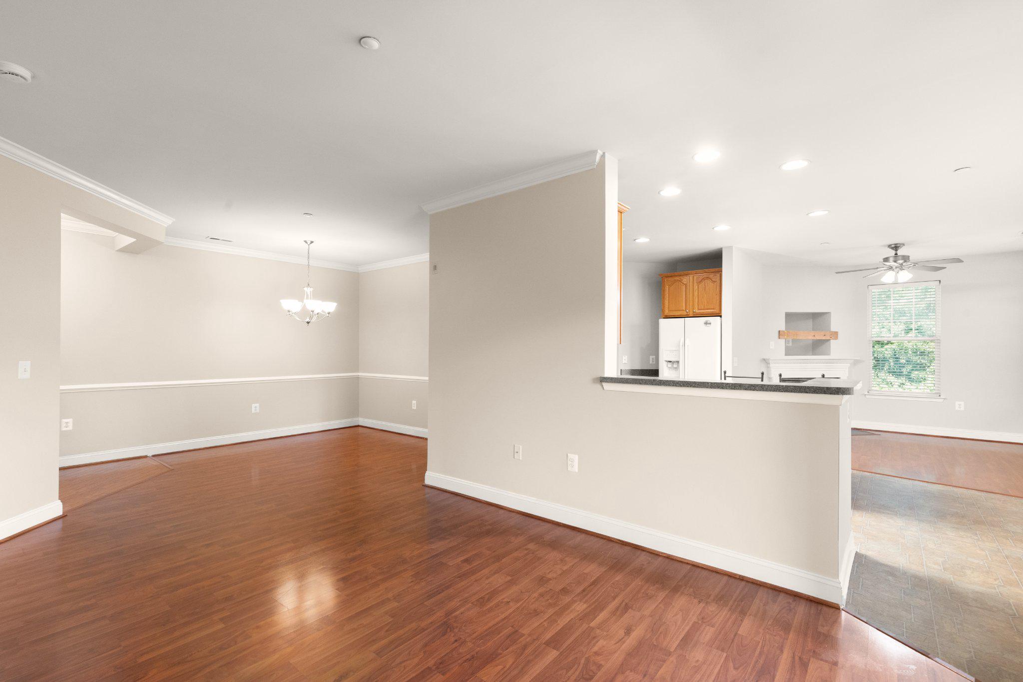 EMERALD HILLS - Residential