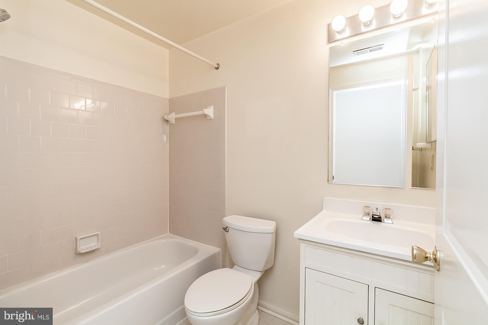 PARTRIDGE KNOLL - Residential Lease