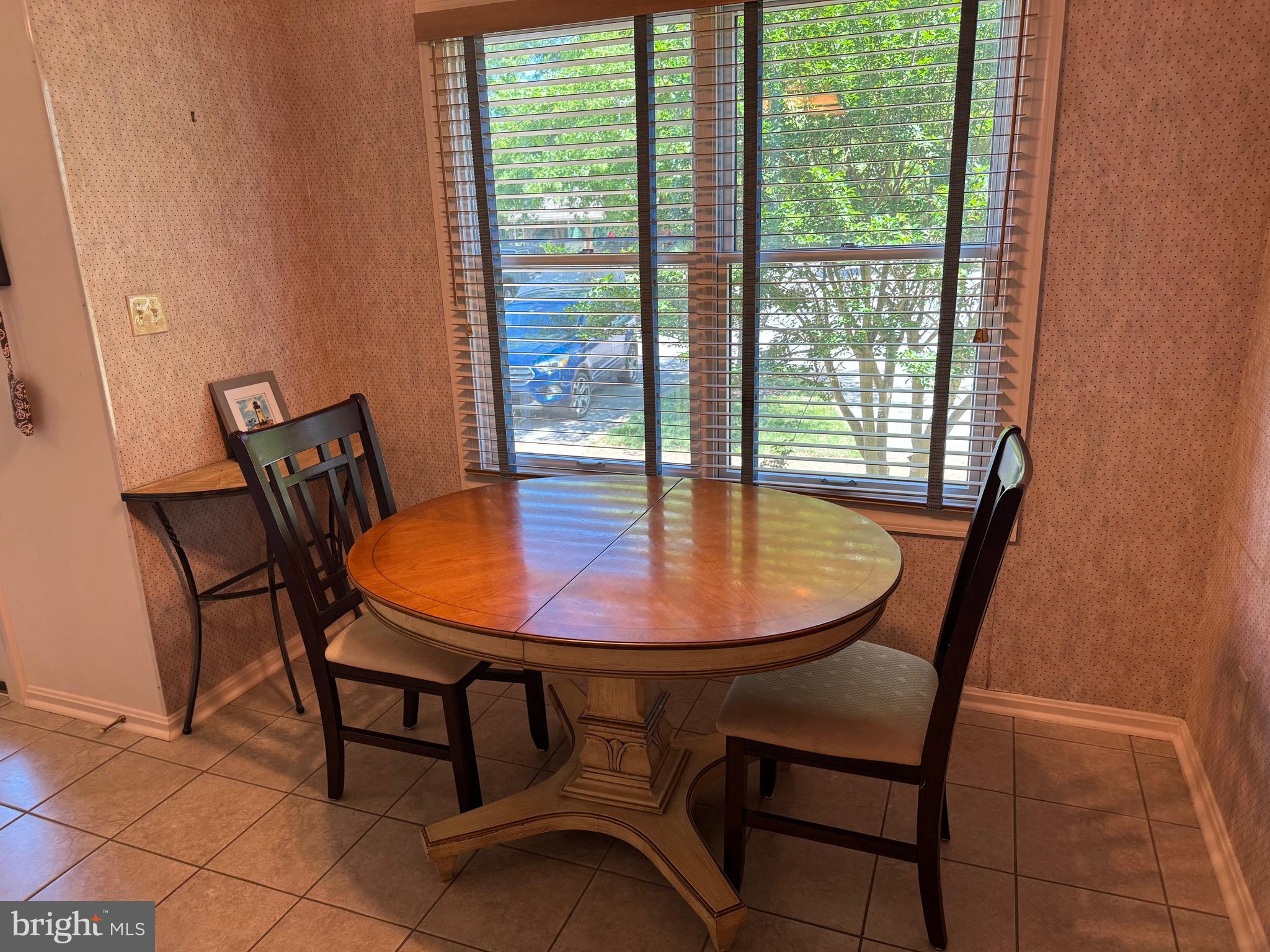 MILL CREEK CONDOMINIUMS - Residential Lease