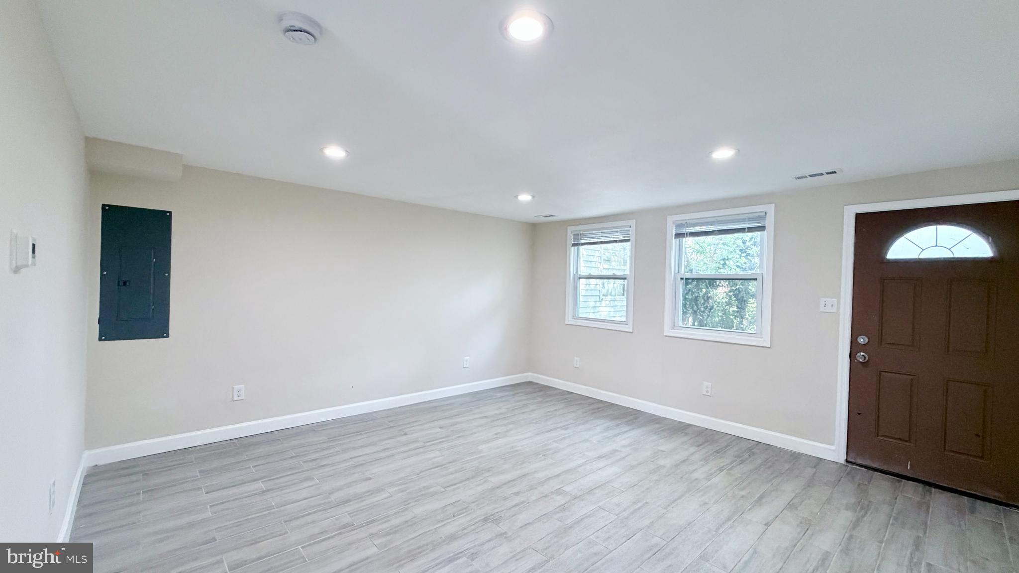RIVERVIEW - Residential