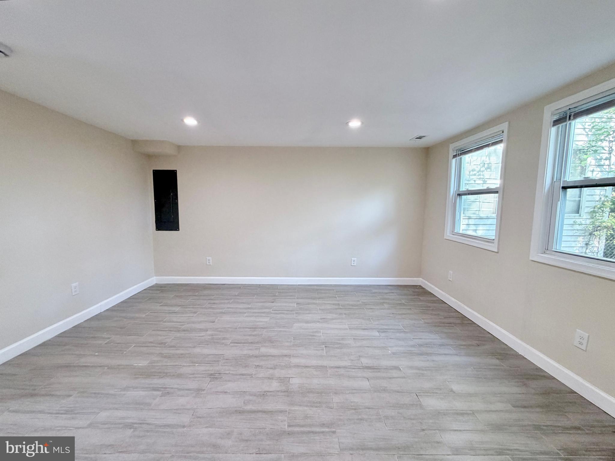 RIVERVIEW - Residential