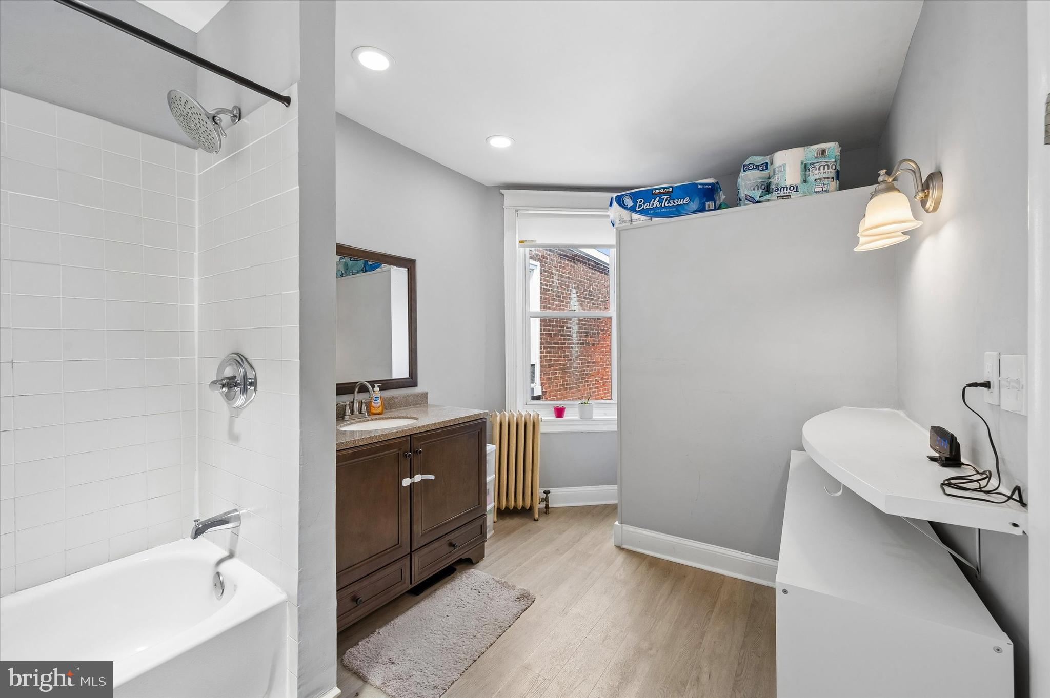 PORT RICHMOND - Residential
