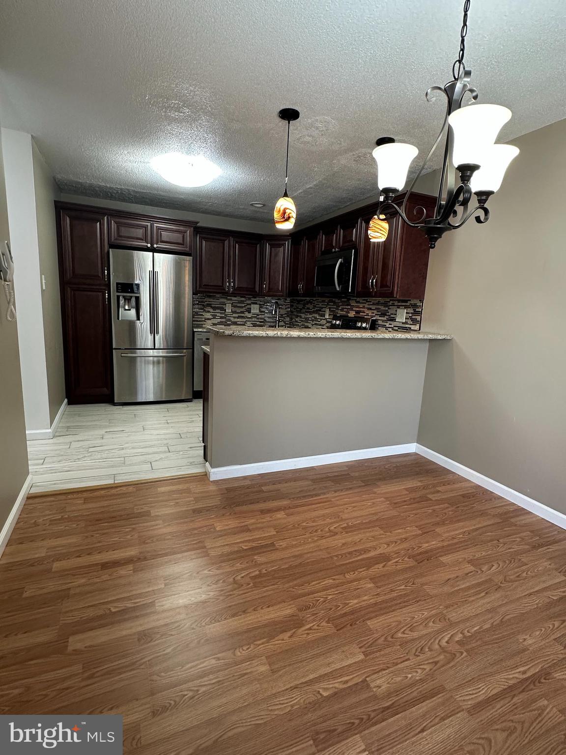 TOWAMENCIN CONDOS - Residential Lease