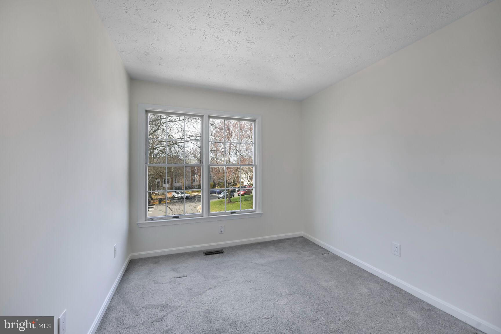 FRANKLIN FARM - Residential