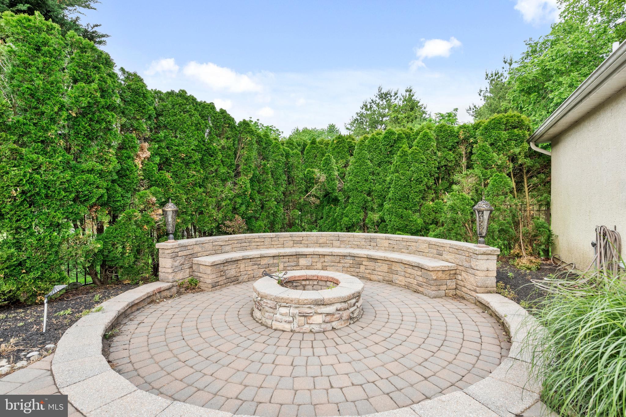 WARNER MEADOWS - Residential