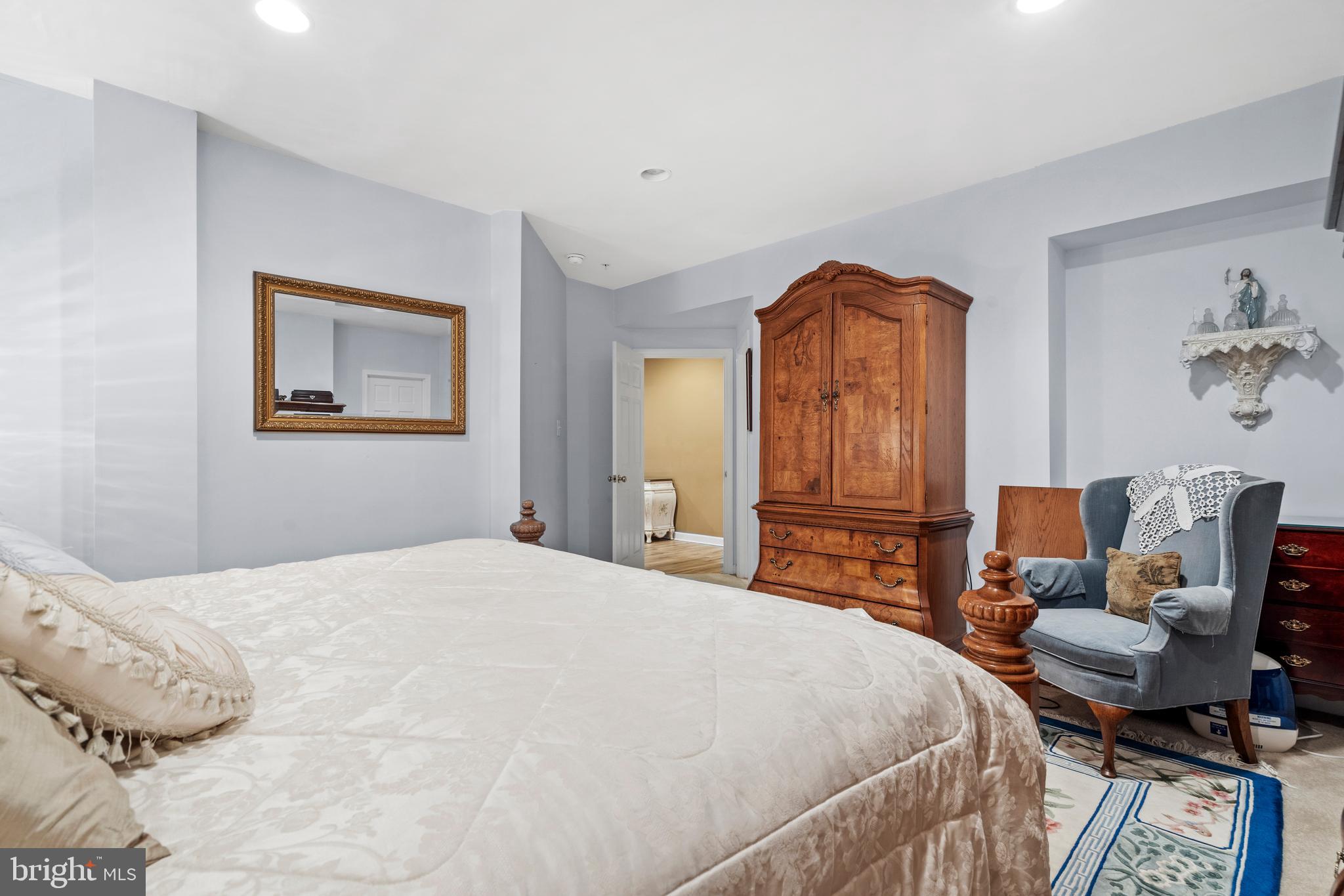 WARNER MEADOWS - Residential