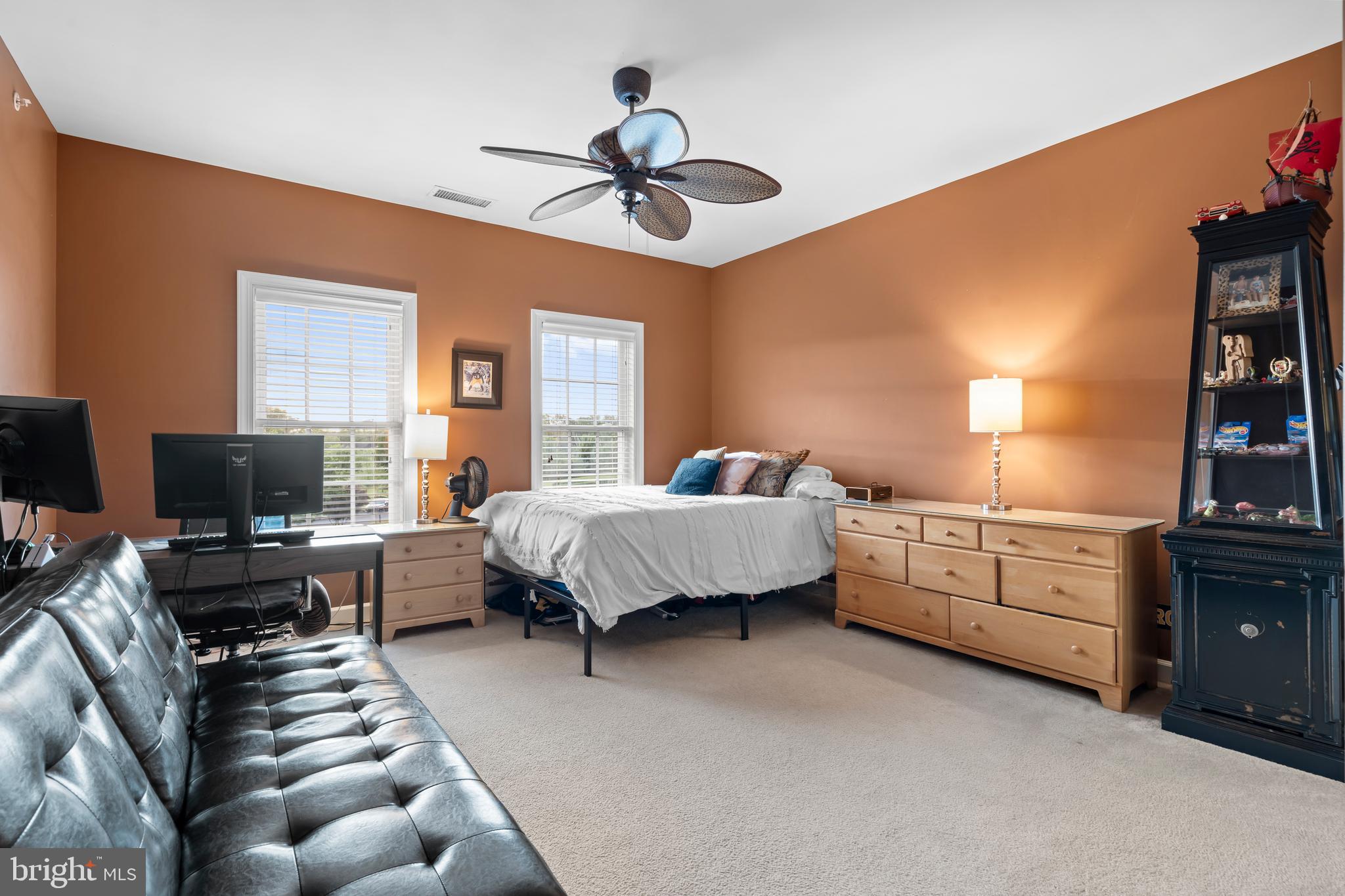 WARNER MEADOWS - Residential