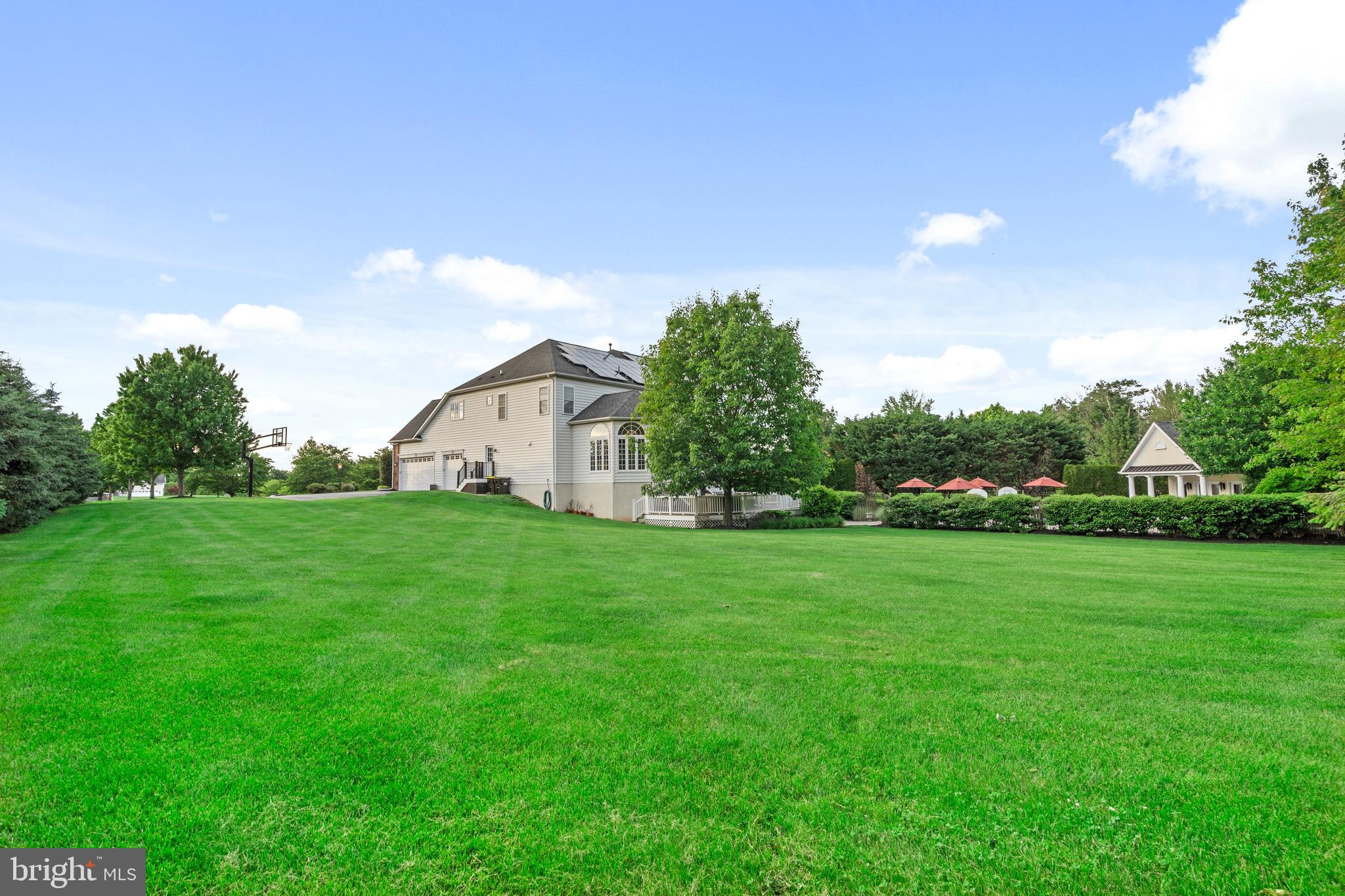 WARNER MEADOWS - Residential
