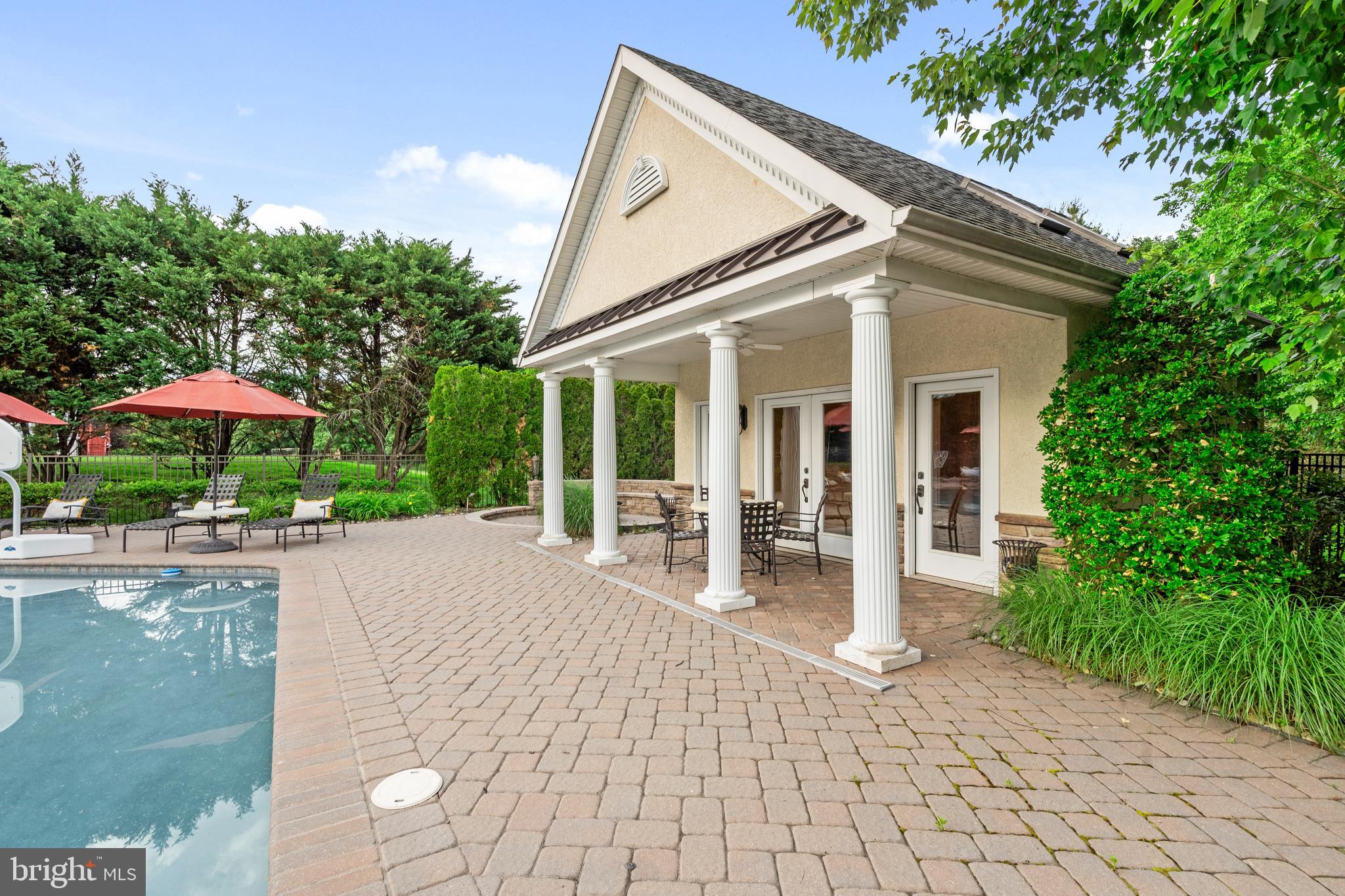 WARNER MEADOWS - Residential