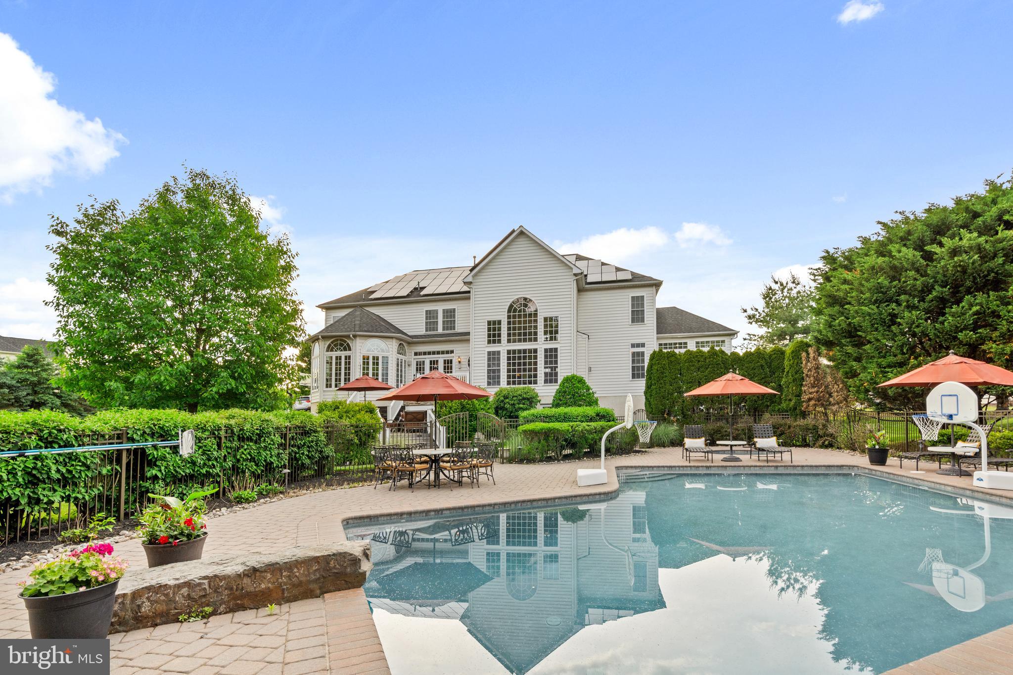 WARNER MEADOWS - Residential