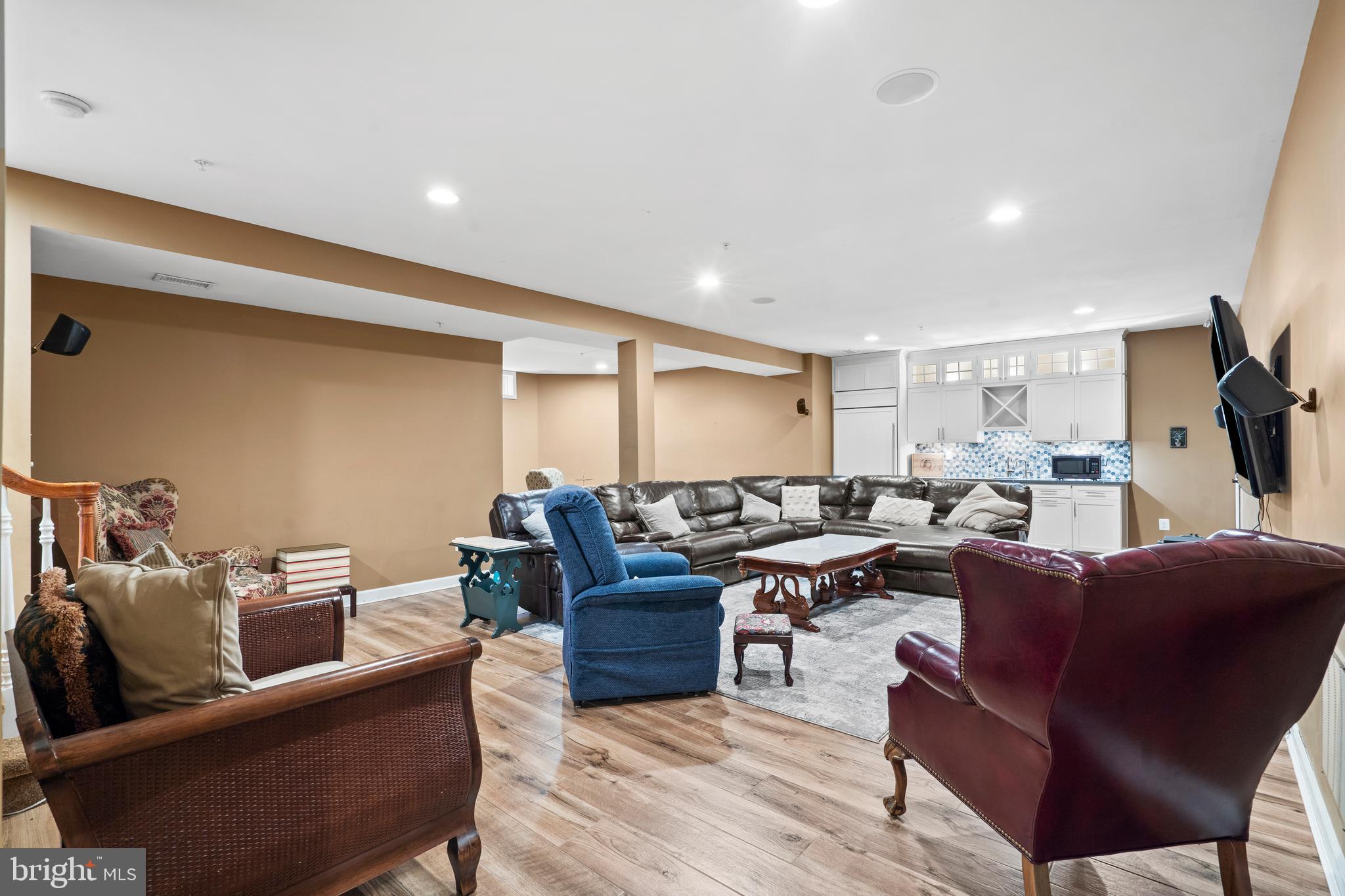 WARNER MEADOWS - Residential