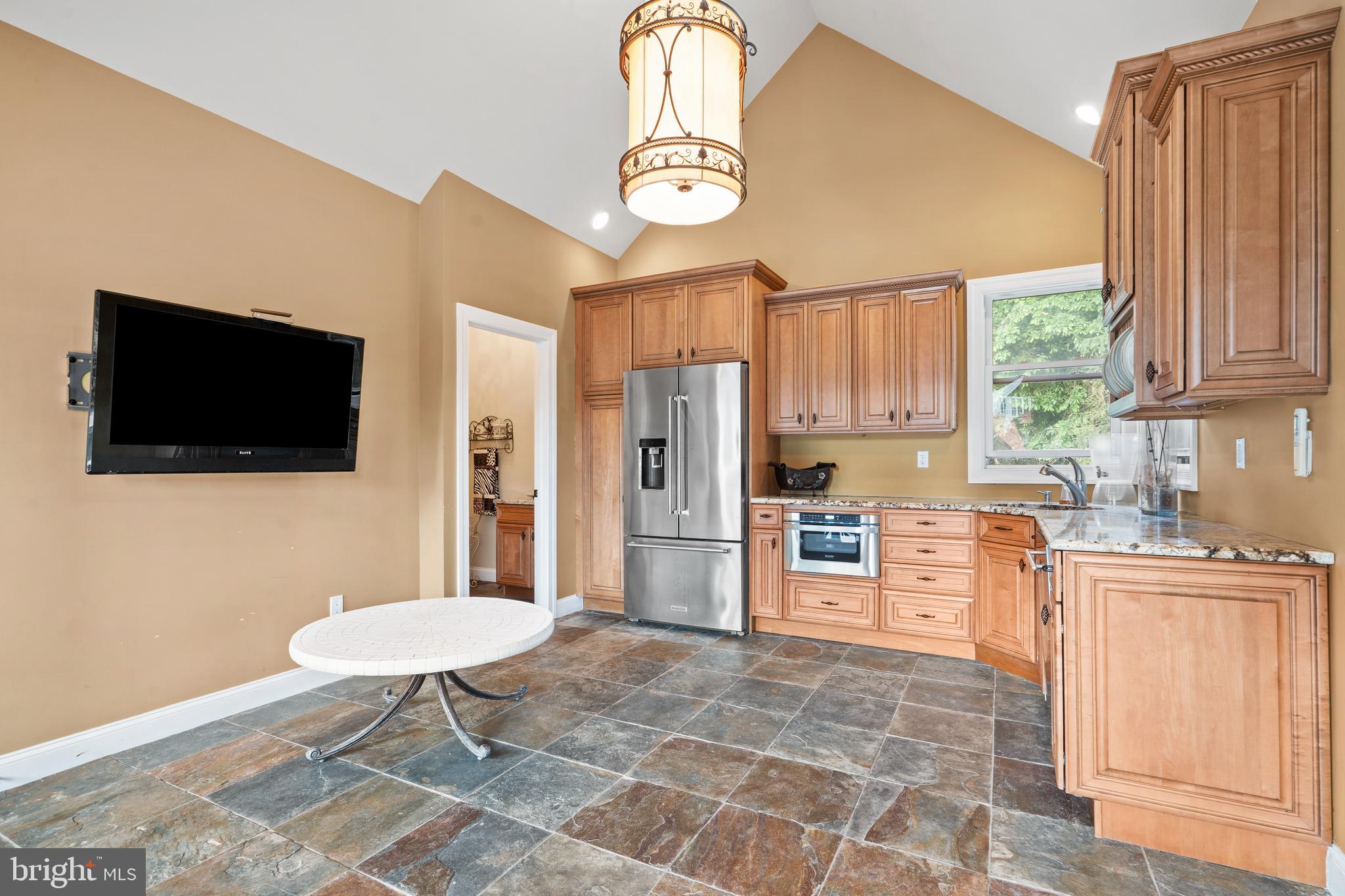 WARNER MEADOWS - Residential