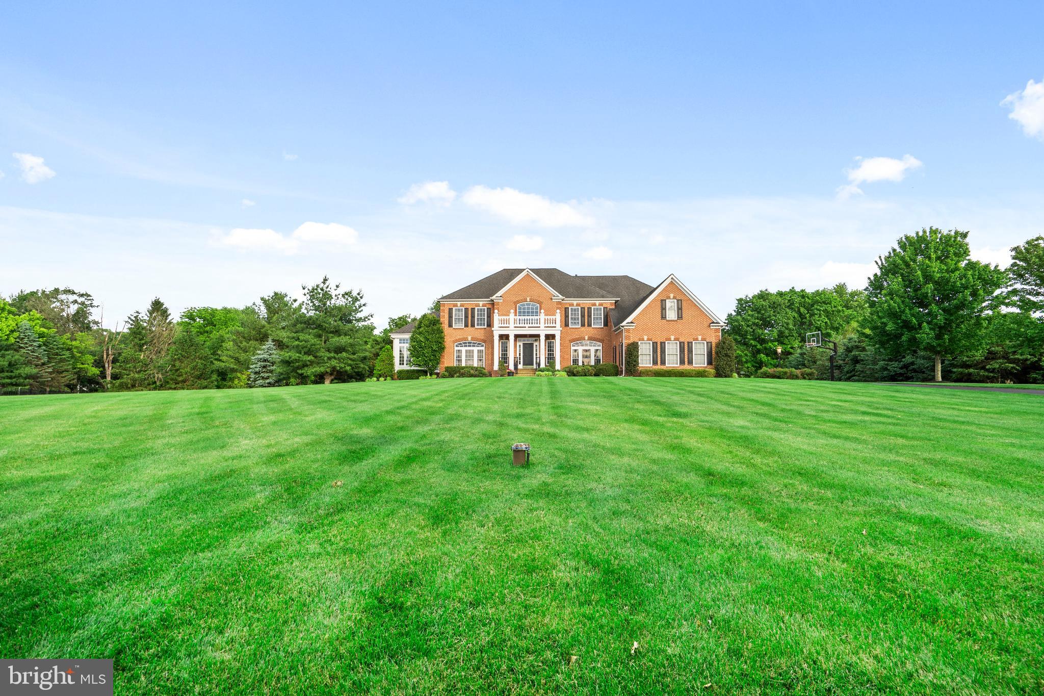 WARNER MEADOWS - Residential