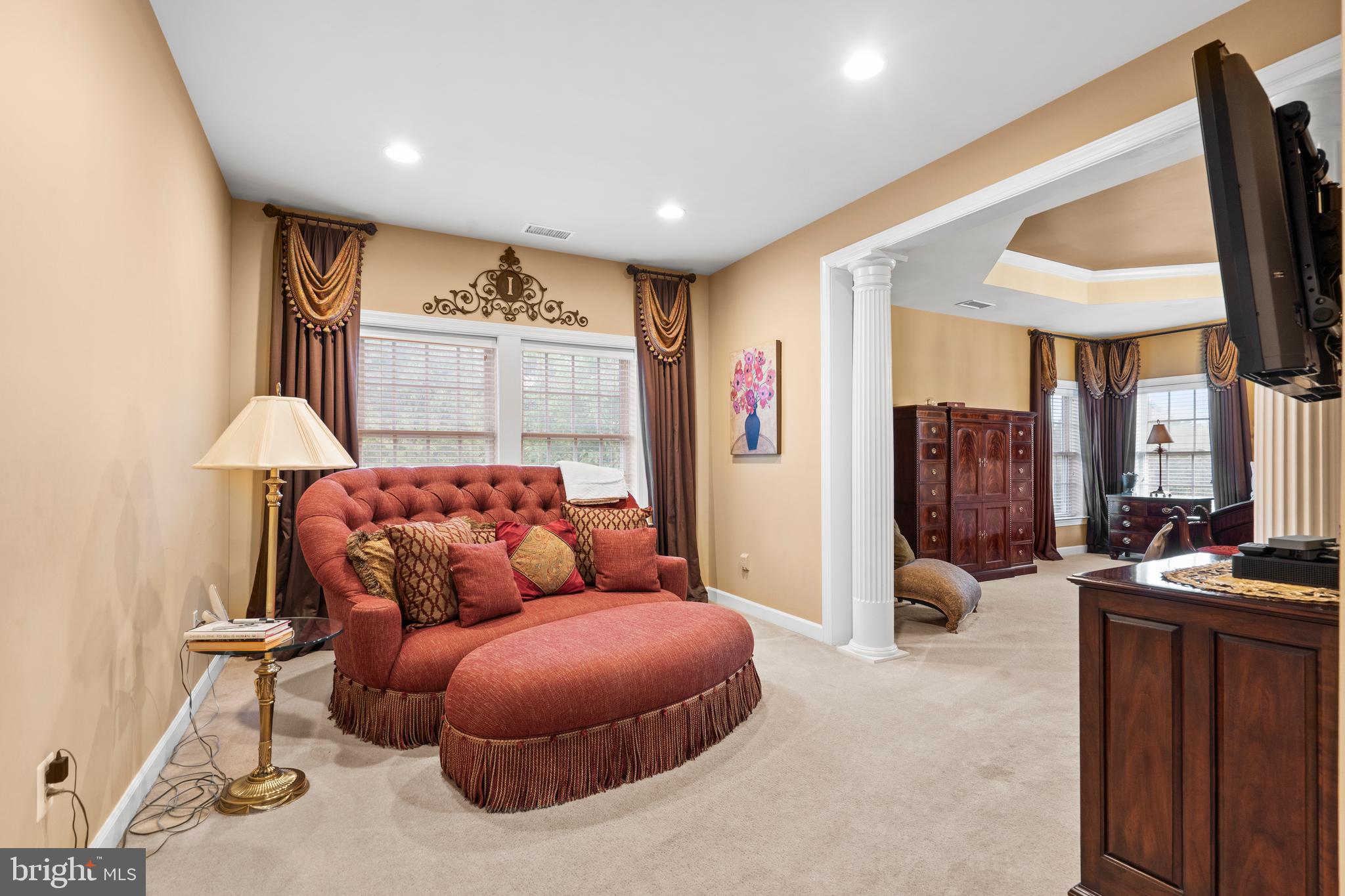 WARNER MEADOWS - Residential